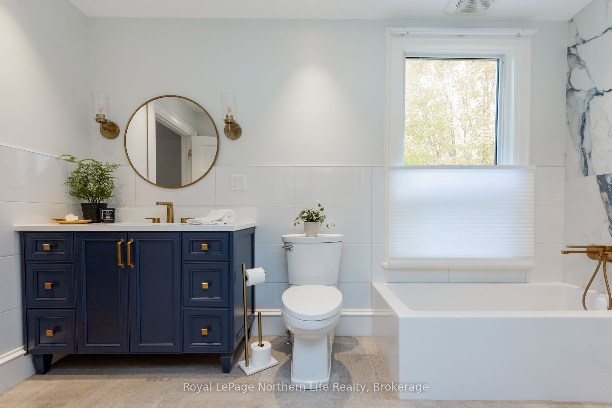 797 Mcintyre Street W Property Photo 28