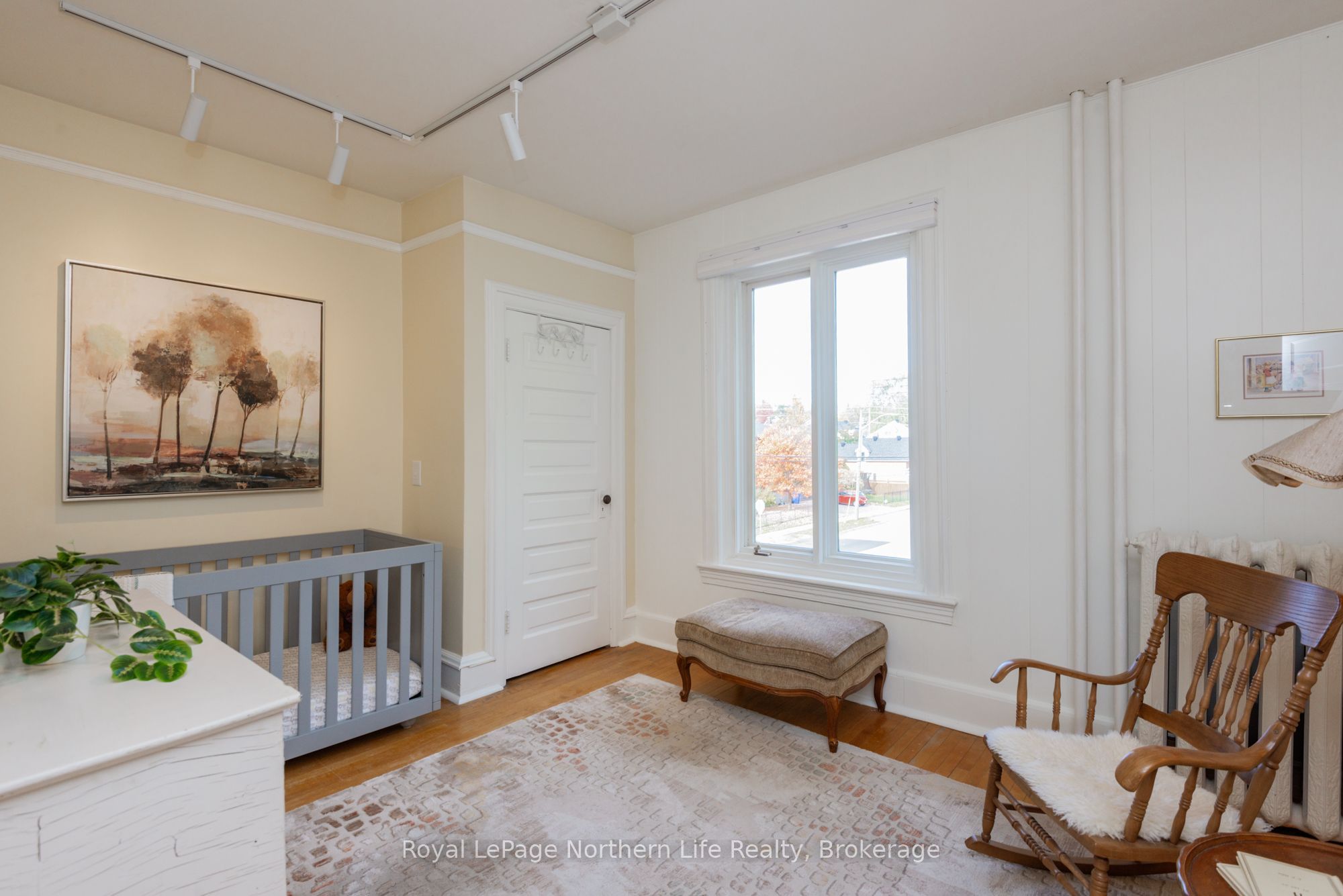 797 Mcintyre Street W Property Photo 29