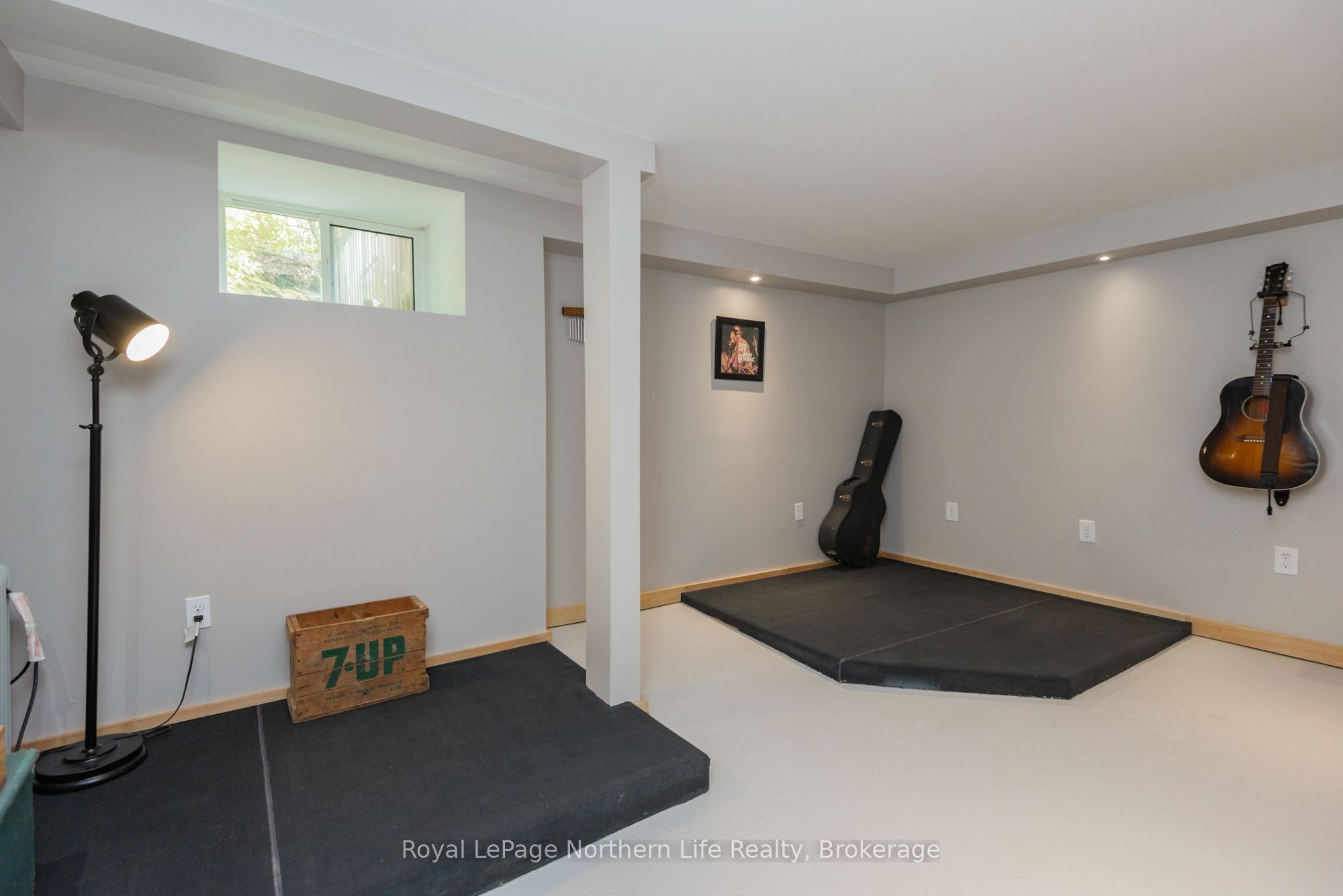797 Mcintyre Street W Property Photo 47