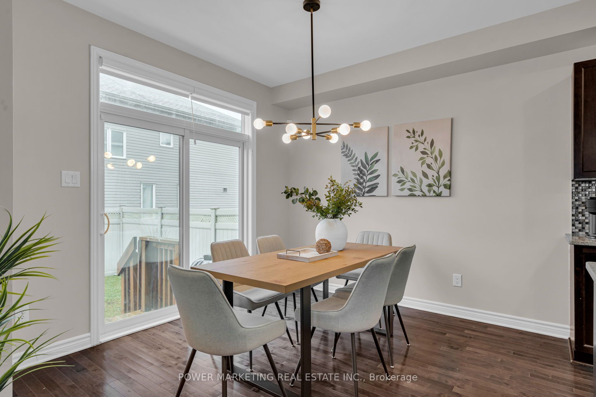 208 Alex Polowin Avenue Property Photo 10