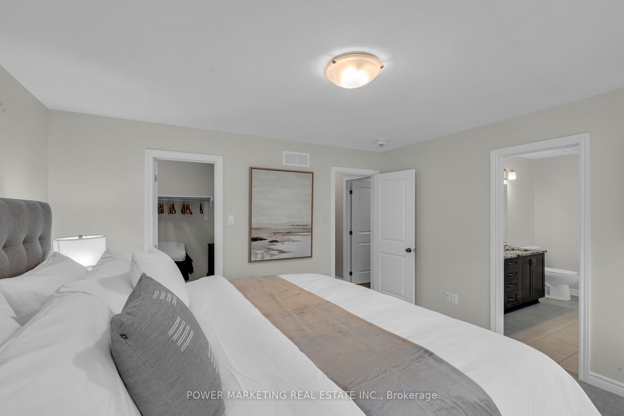 208 Alex Polowin Avenue Property Photo 26