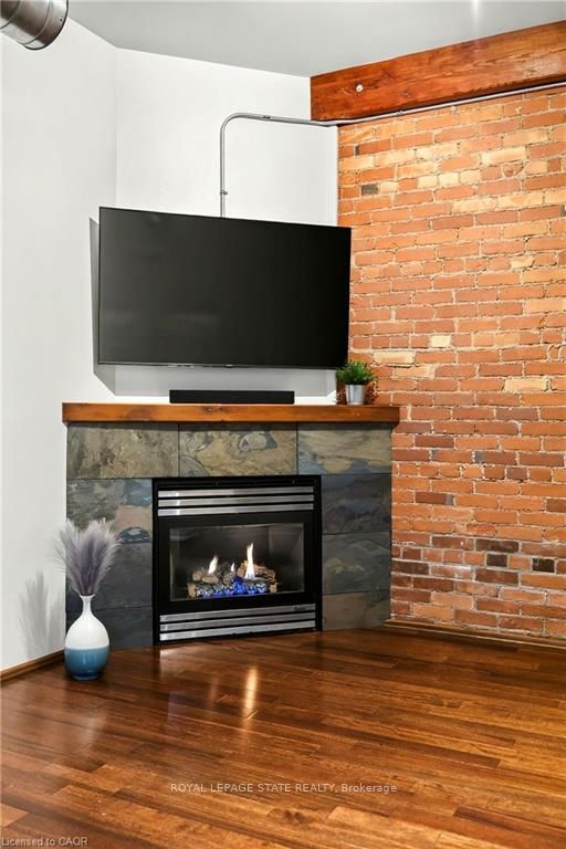 357 Hunter Street W 13 Property Photo 27