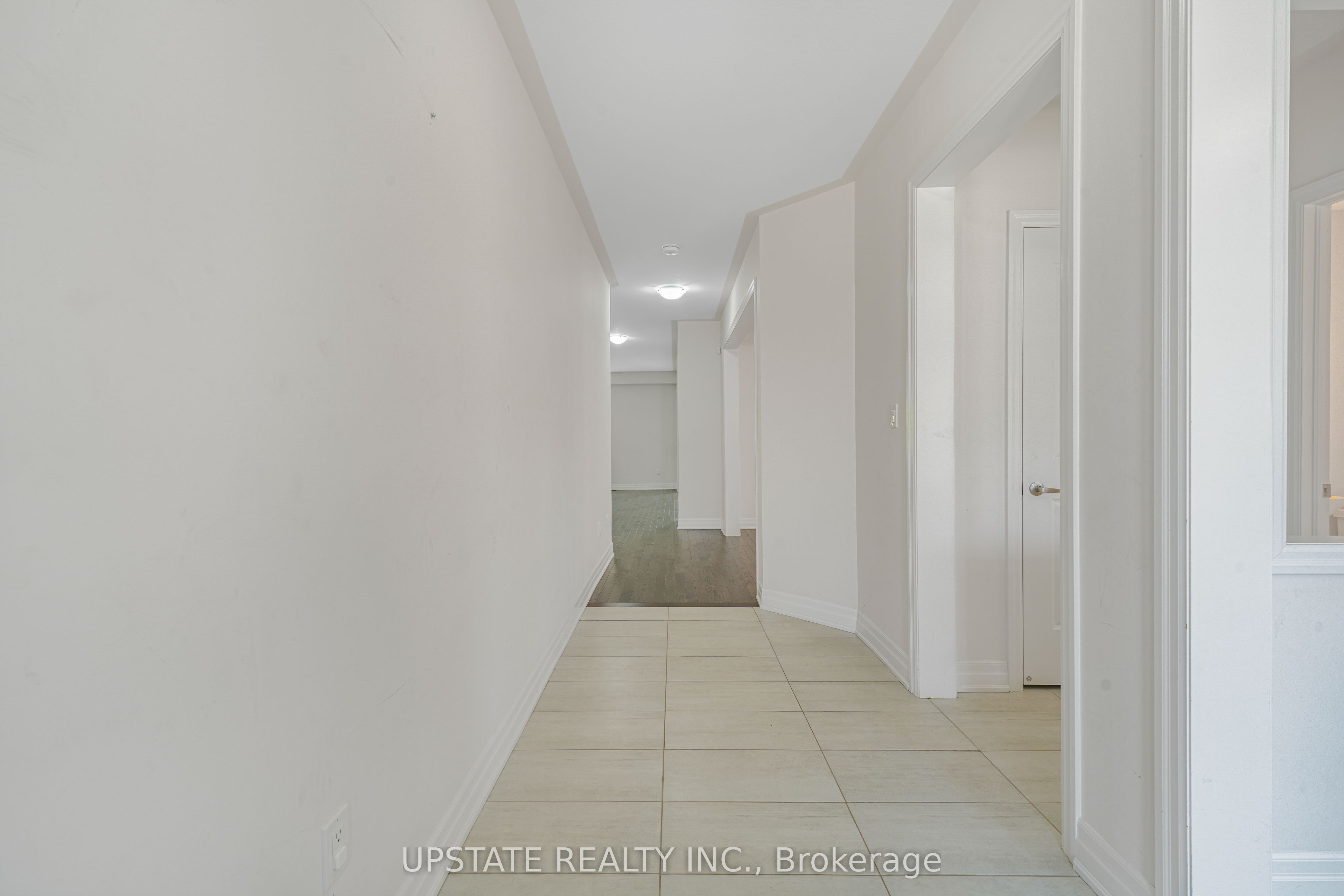9218 White Oak Avenue N Property Photo 3