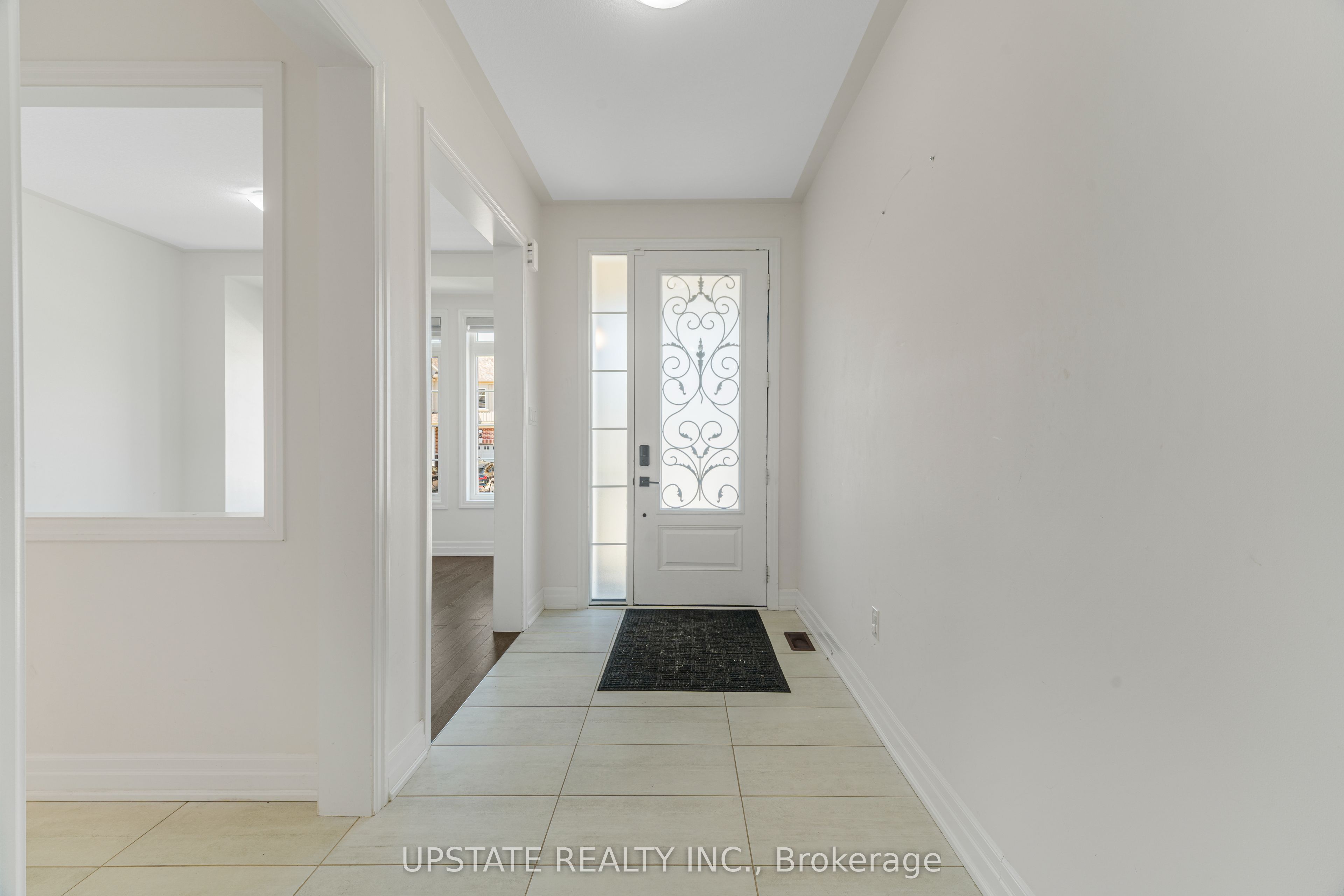 9218 White Oak Avenue N Property Photo 7