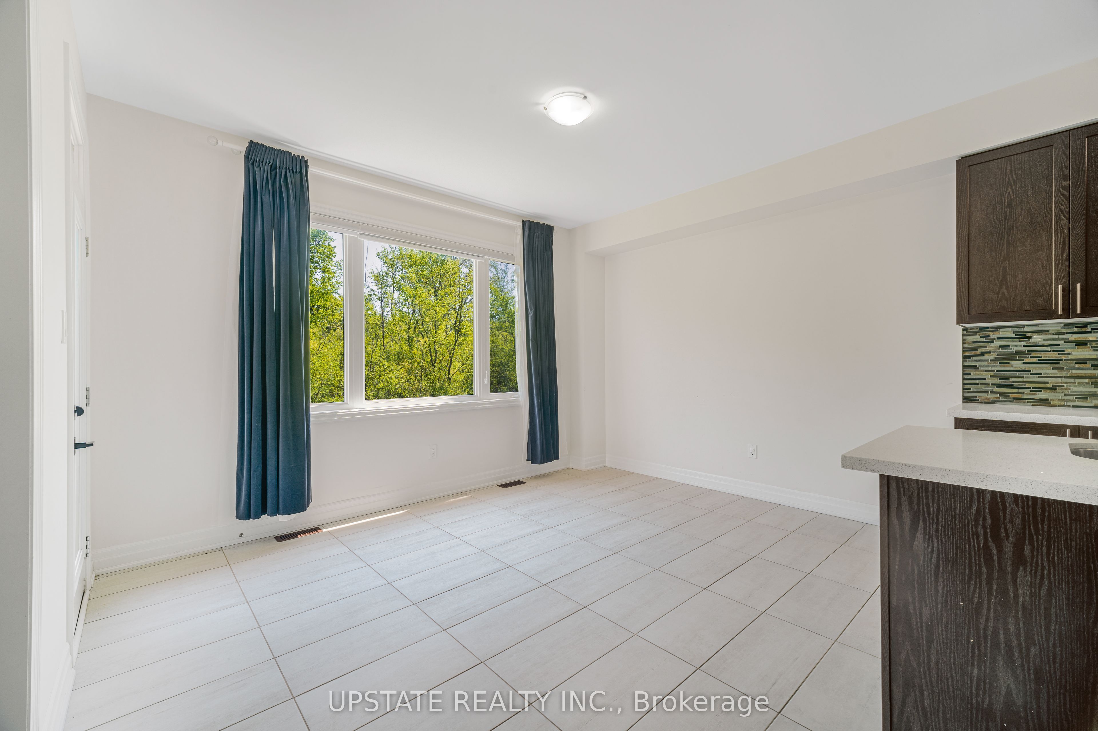 9218 White Oak Avenue N Property Photo 19