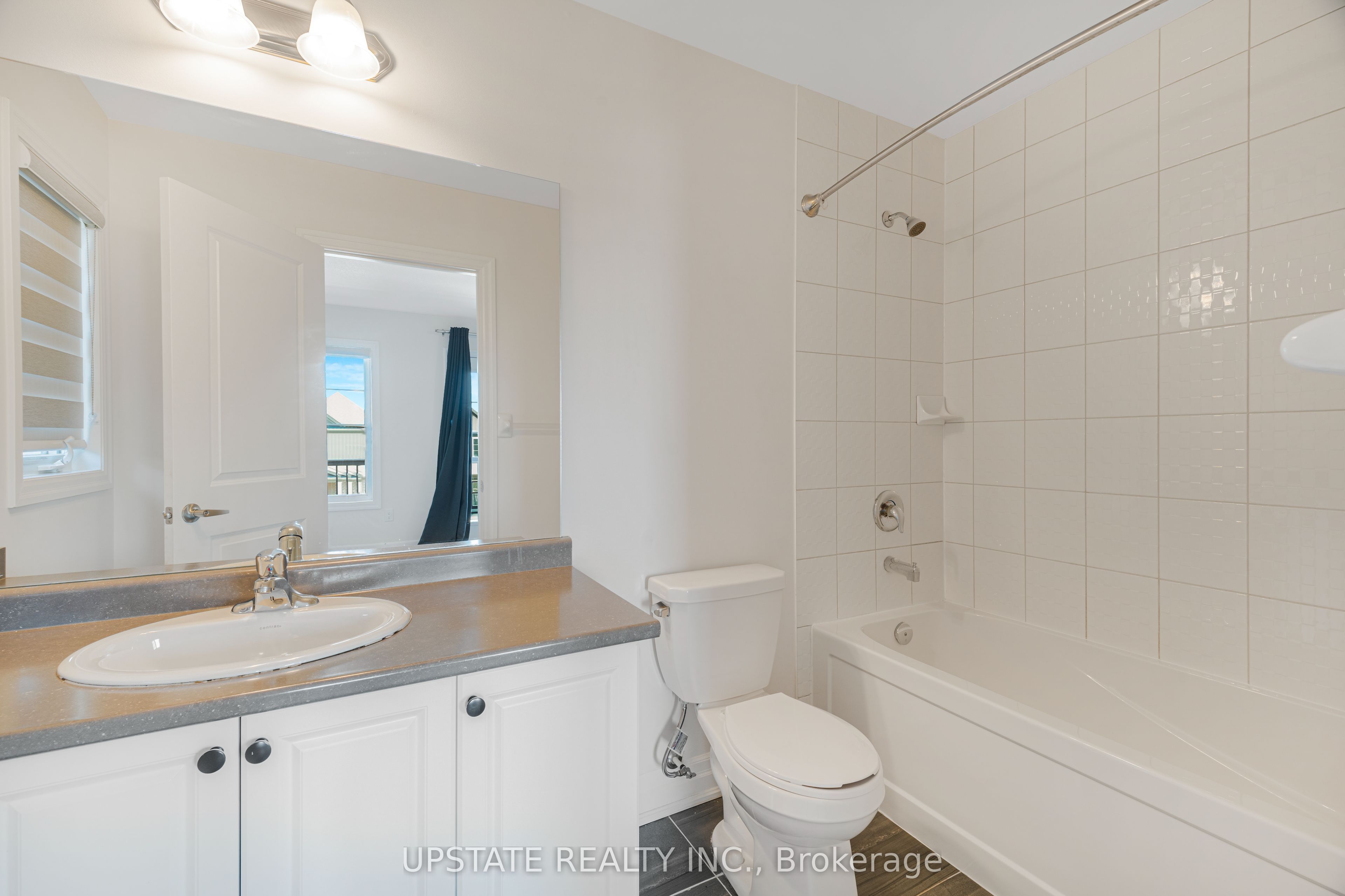 9218 White Oak Avenue N Property Photo 31