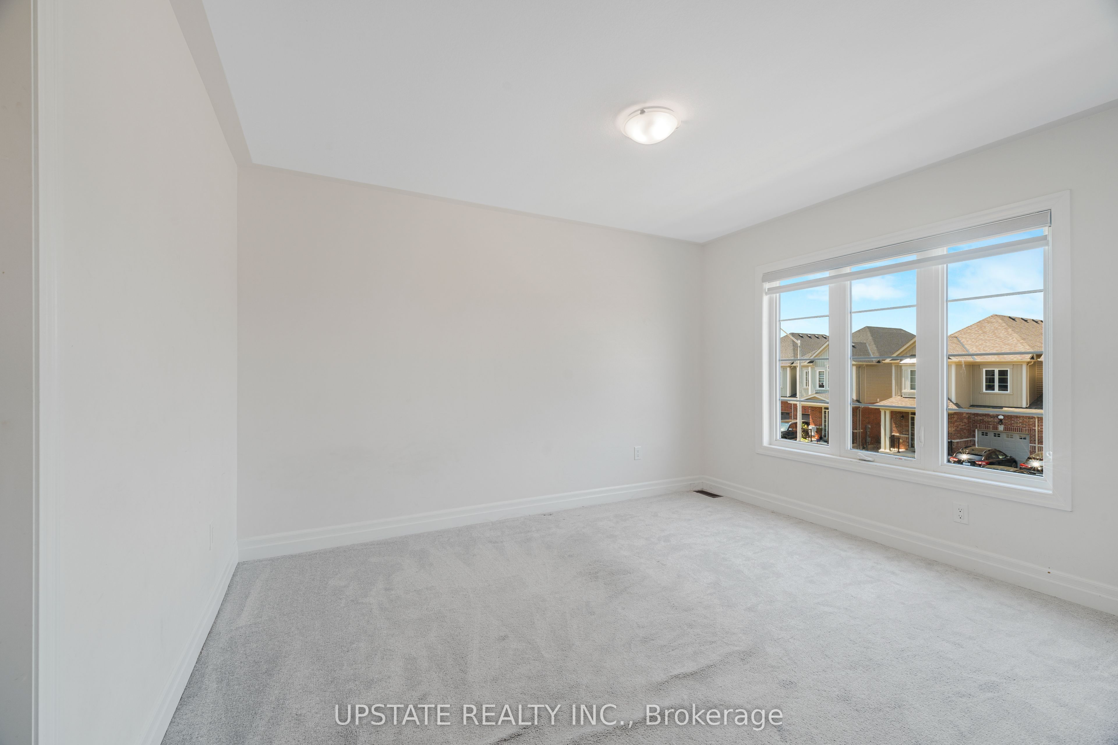 9218 White Oak Avenue N Property Photo 33
