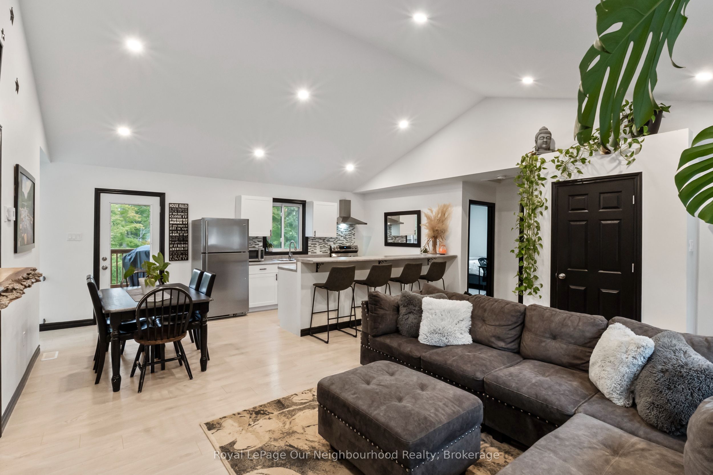 9 Cedar Hill Road Property Photo 1
