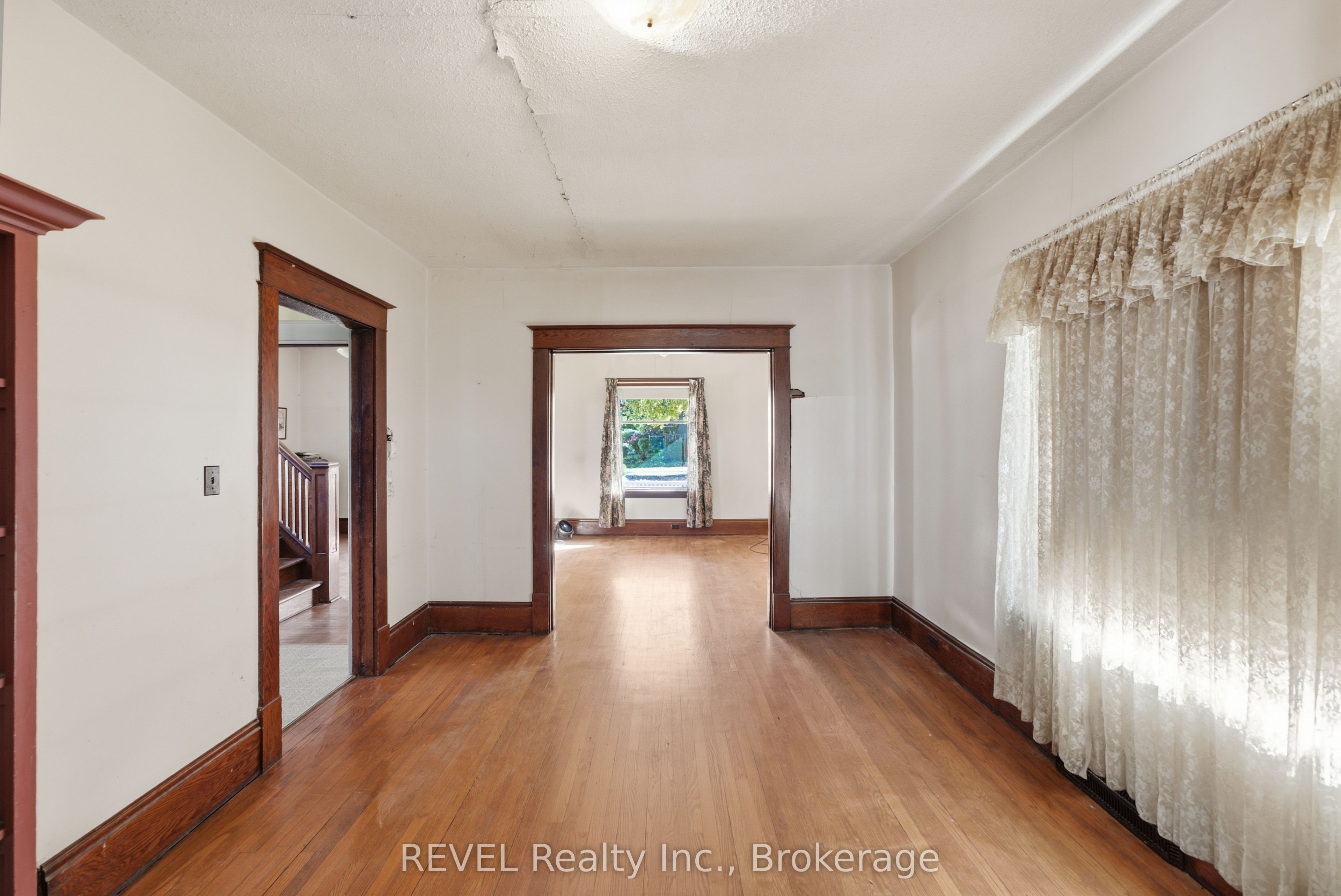 63 Carleton Street S Property Photo 22