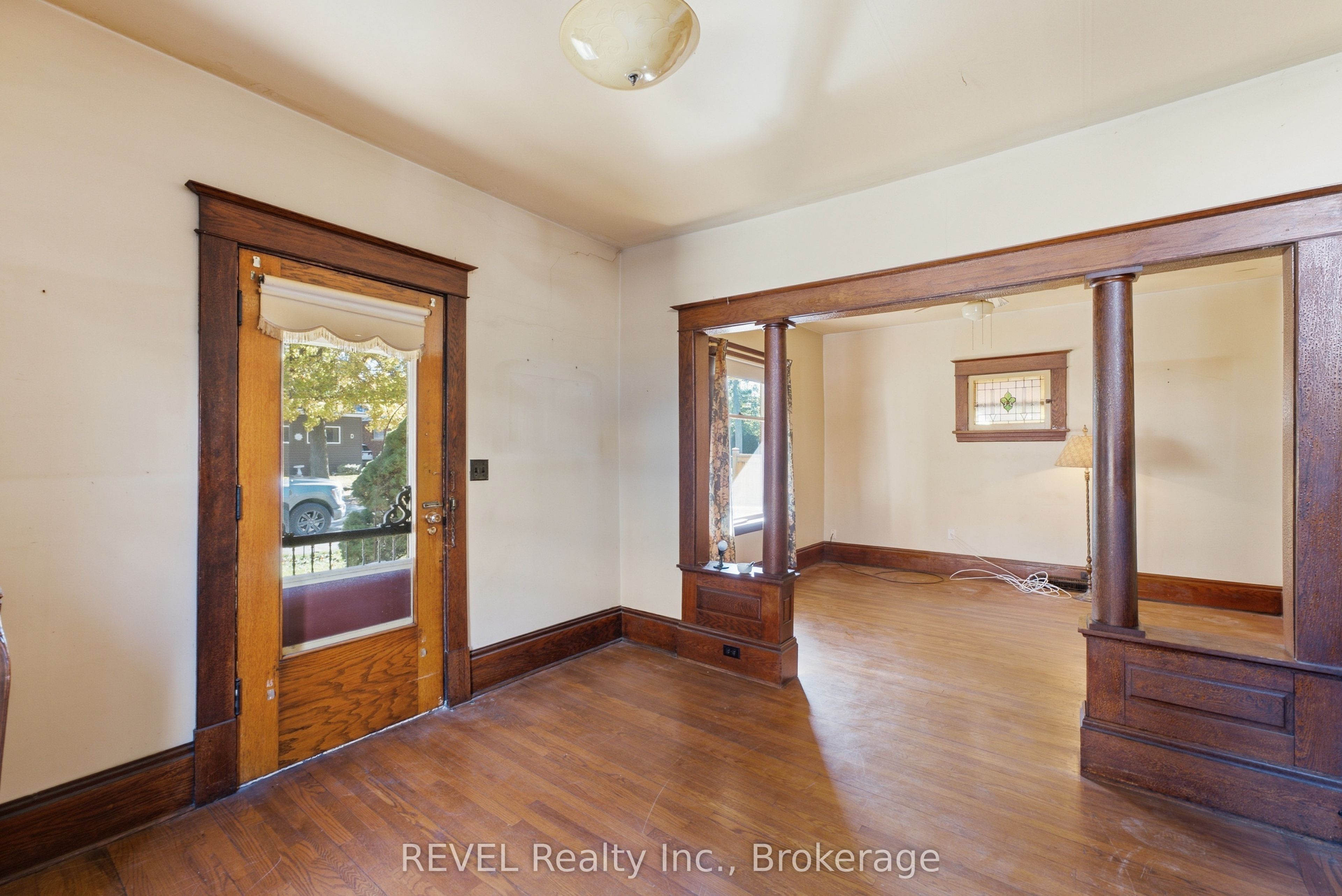 63 Carleton Street S Property Photo 27
