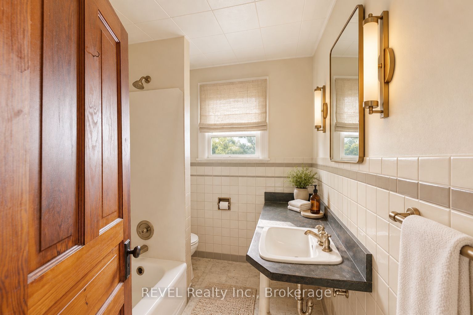 63 Carleton Street S Property Photo 38