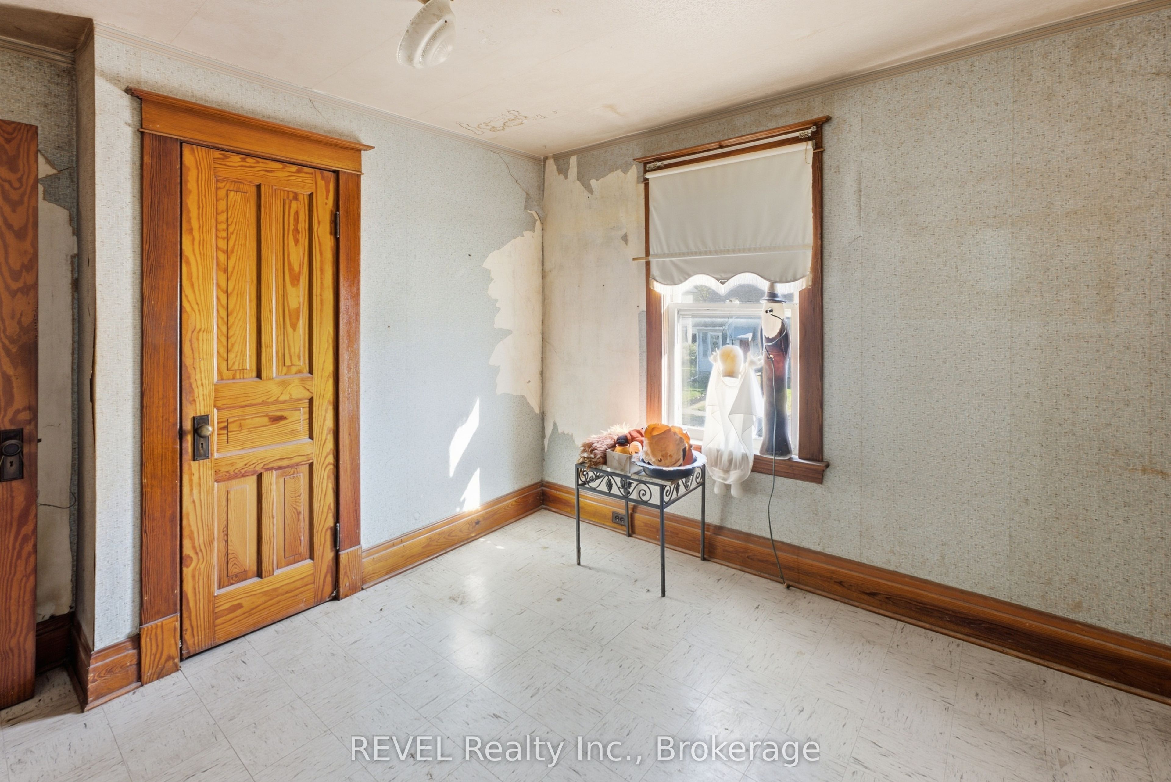 63 Carleton Street S Property Photo 43