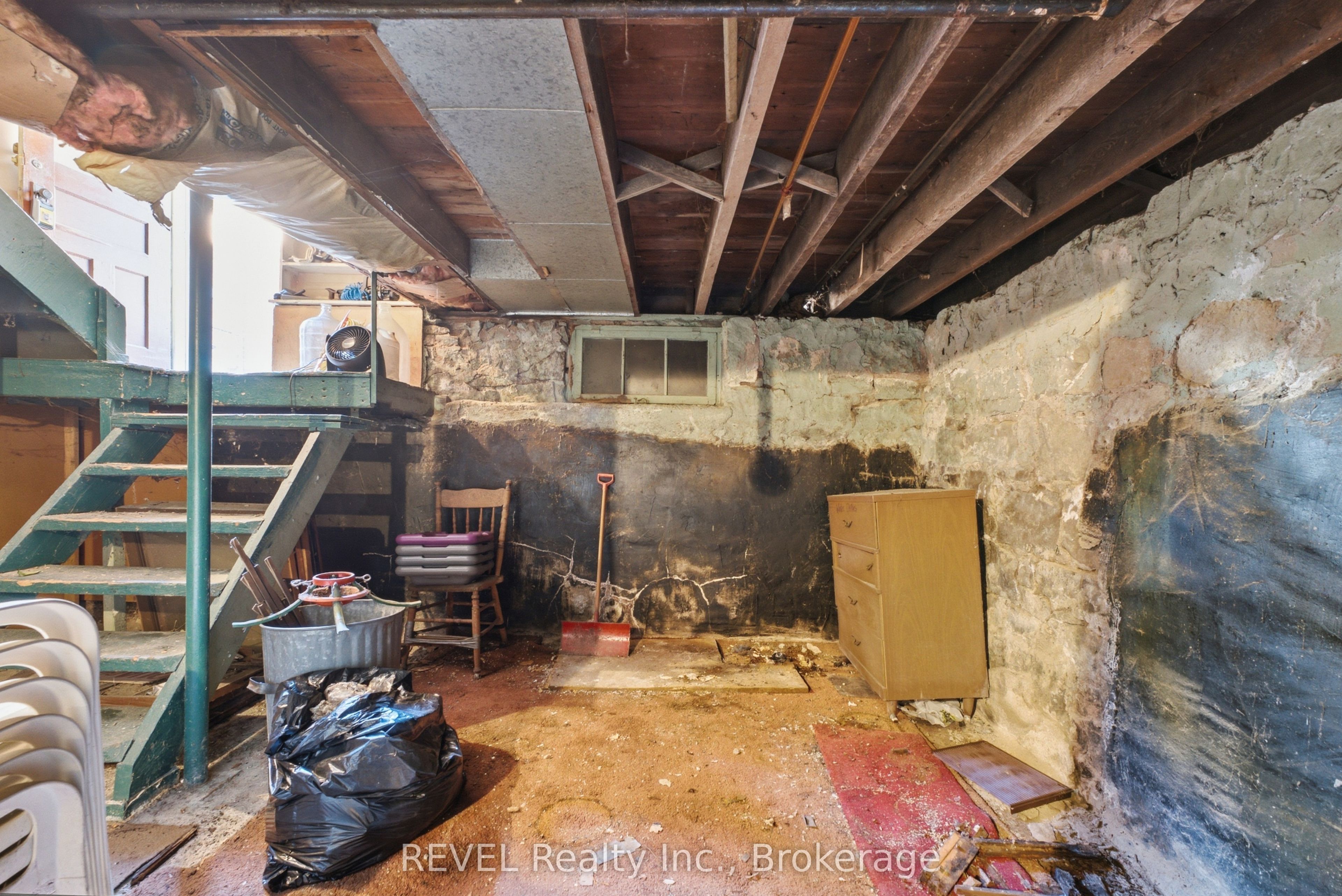 63 Carleton Street S Property Photo 49