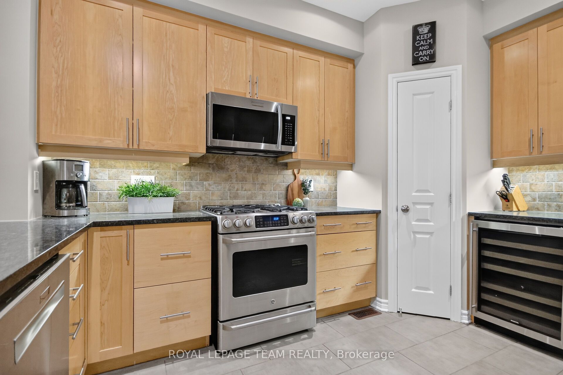 166 Mattingly Way Property Photo 12