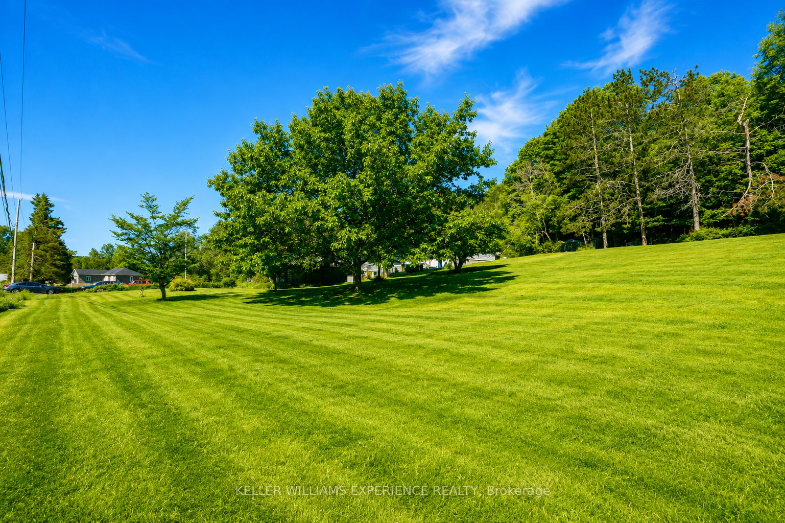 203 Santas Village Road Property Photo 6