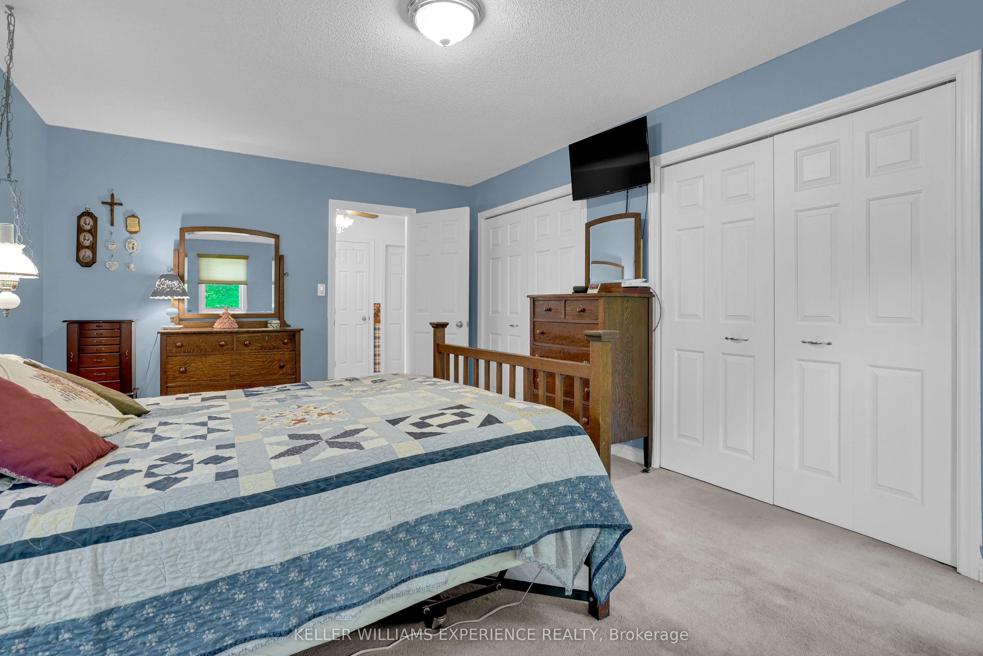 203 Santas Village Road Property Photo 20