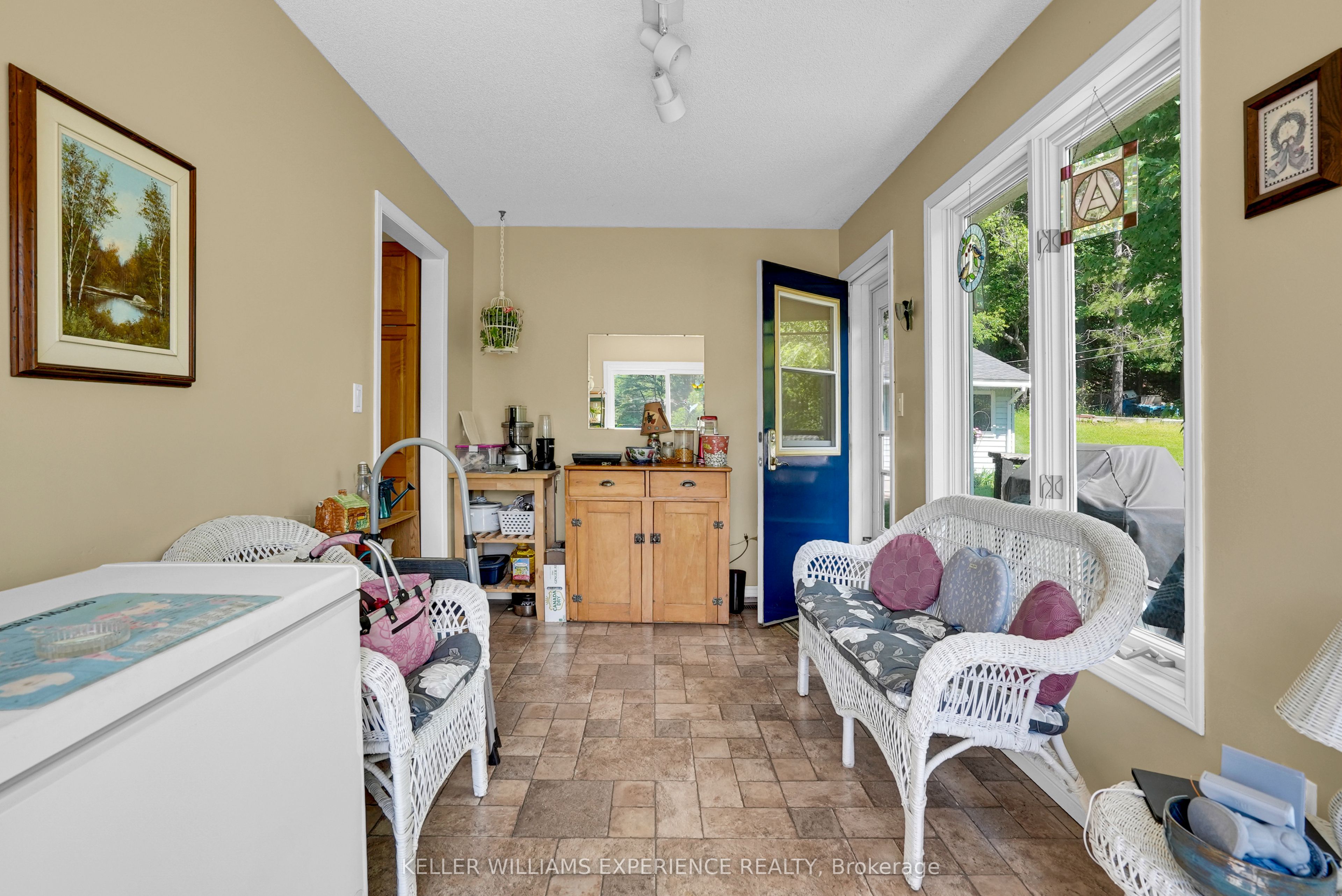 203 Santas Village Road Property Photo 29