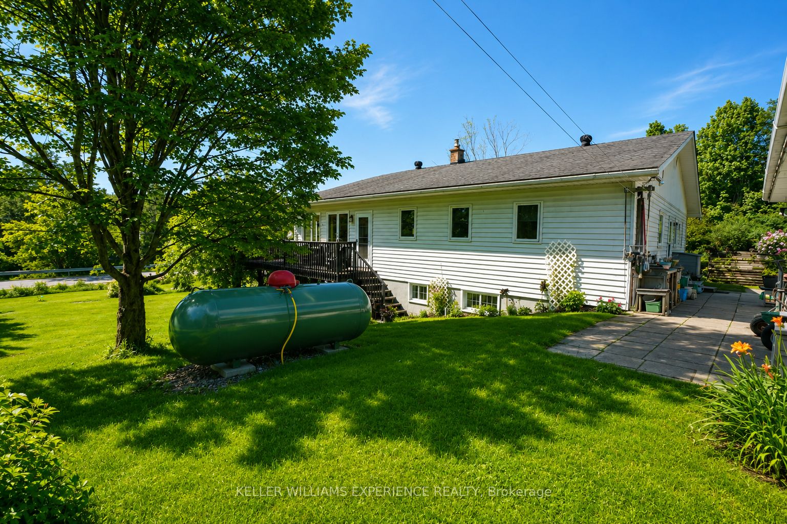 203 Santas Village Road Property Photo 46