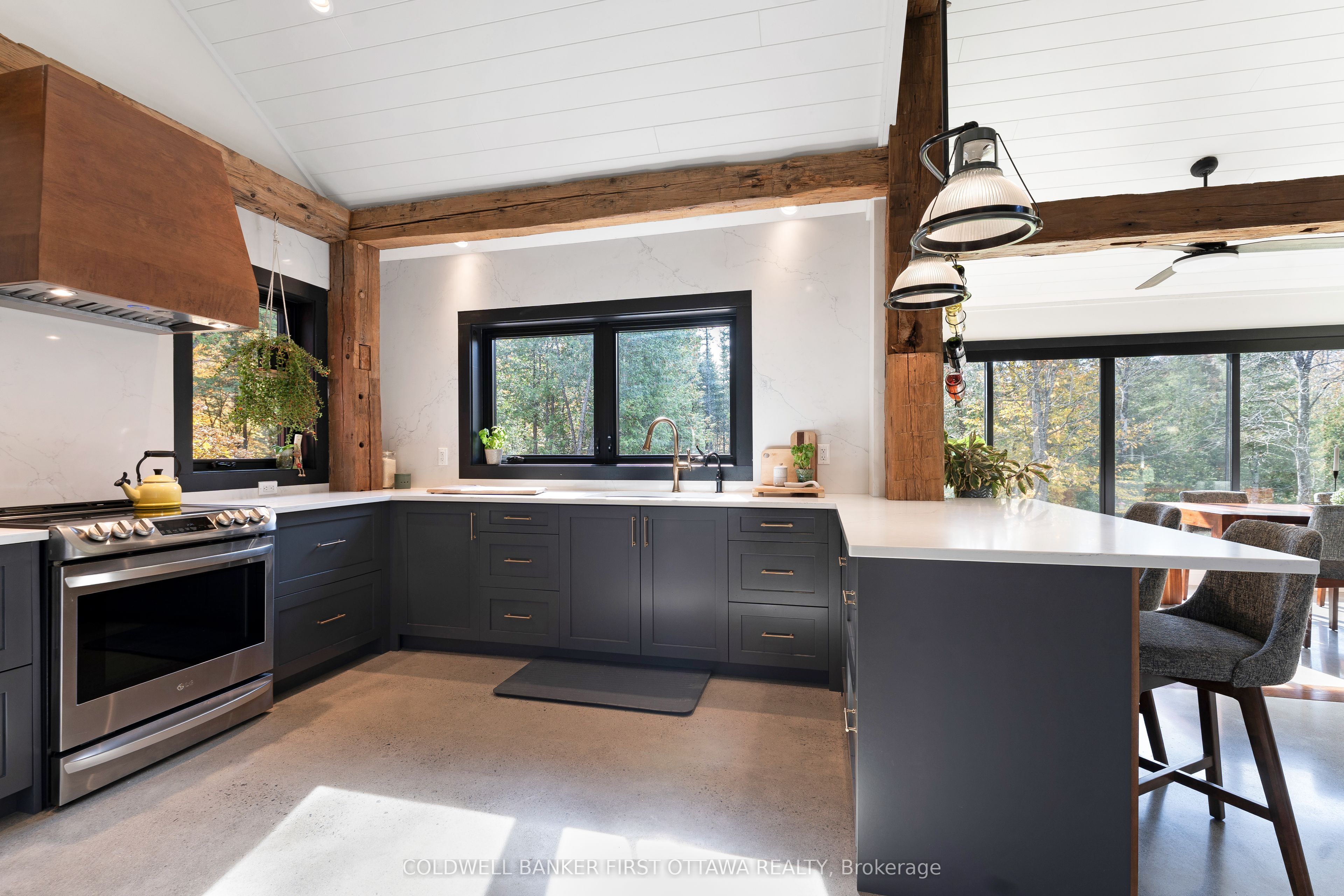 543 French Line Road Property Photo 8