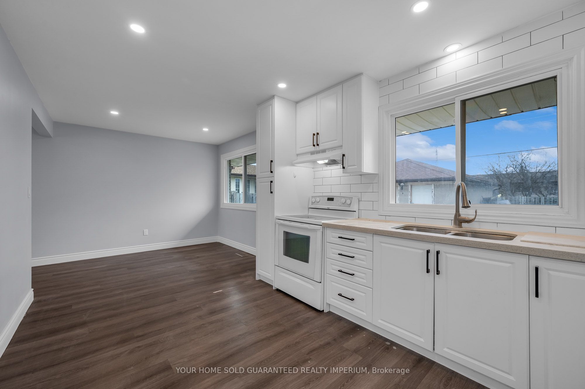 116 Collier Road S Property Photo 10