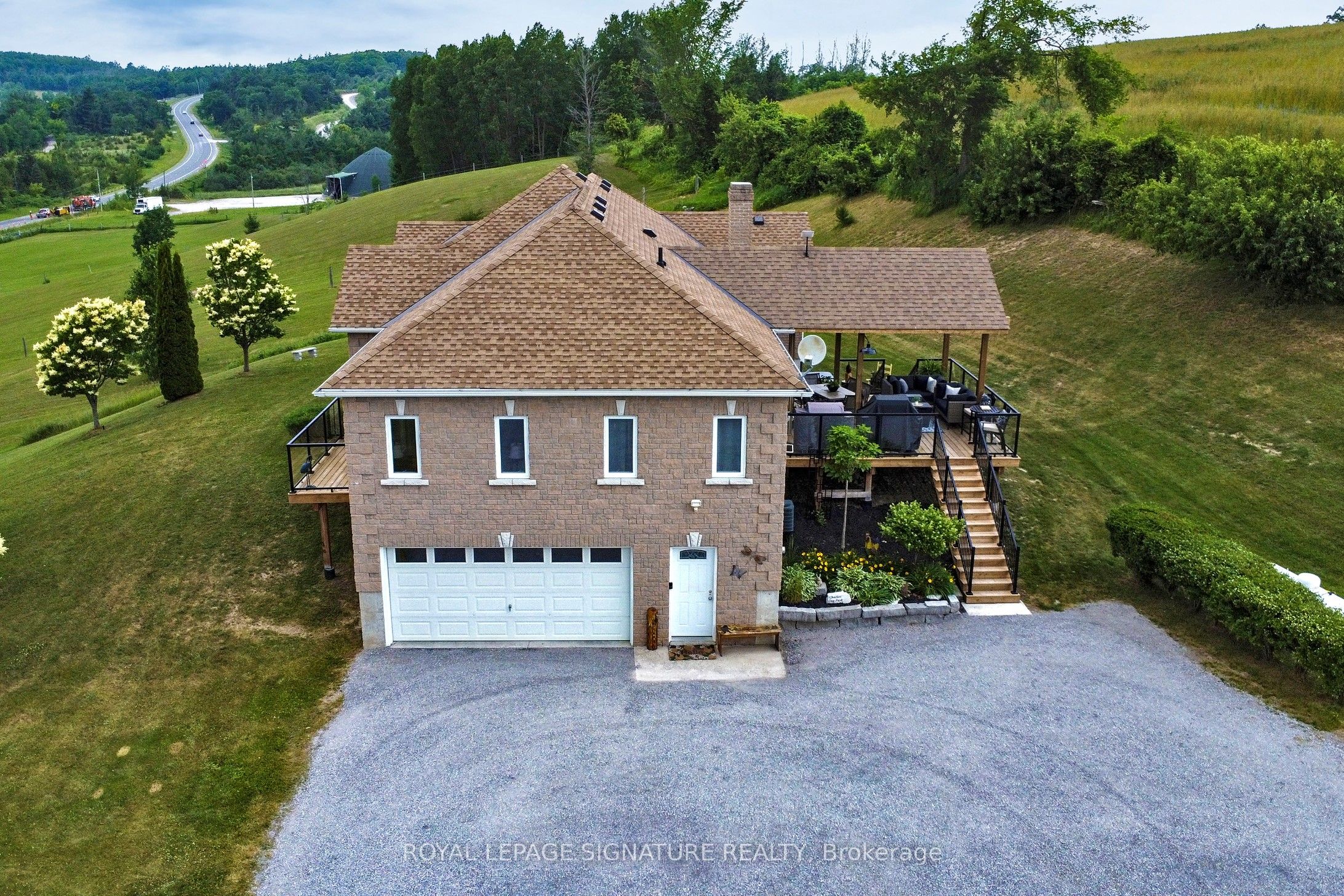 4 Concession Rd 8 E Property Photo 46