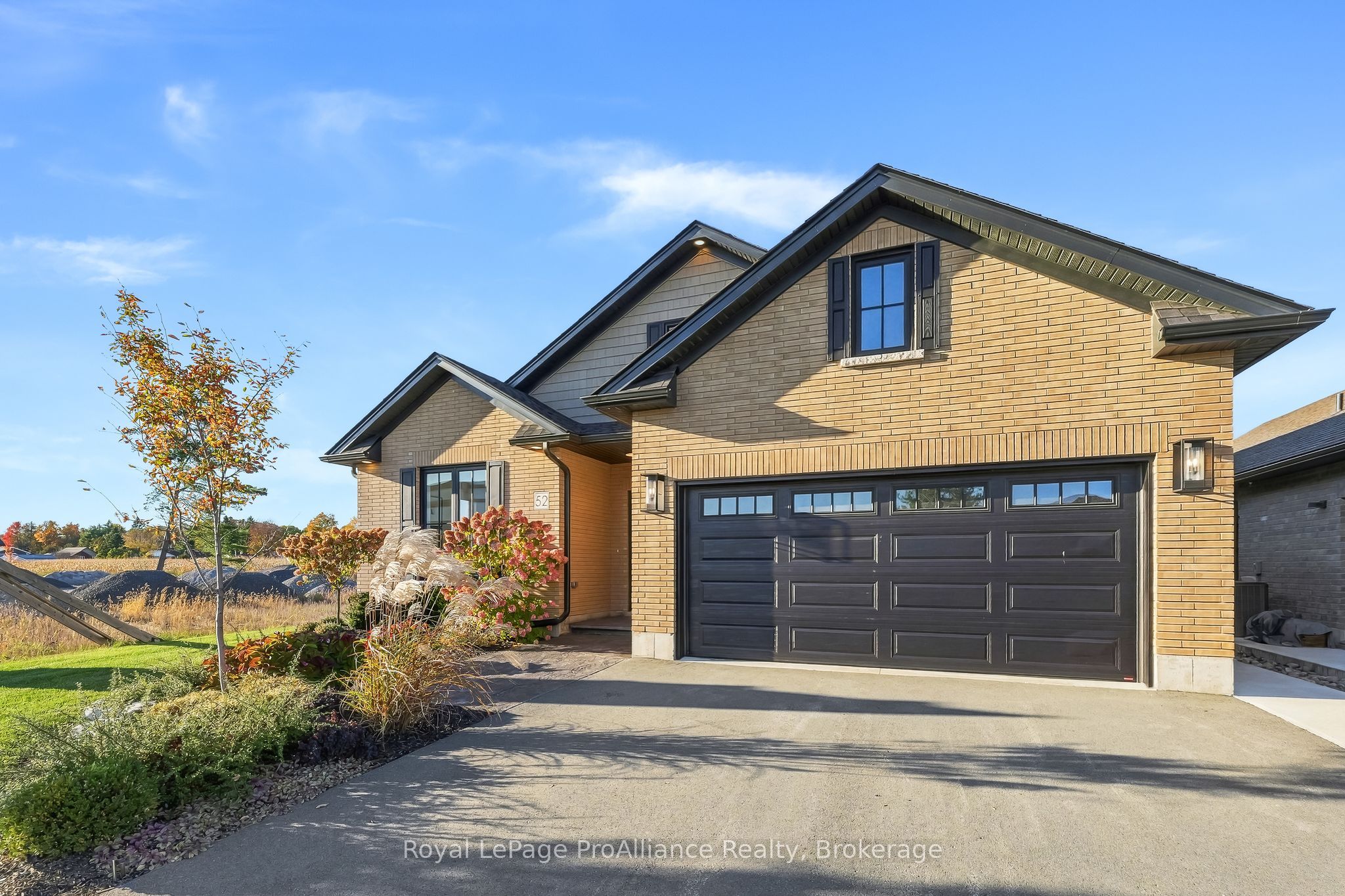 52 Beacon Drive Property Photo 3