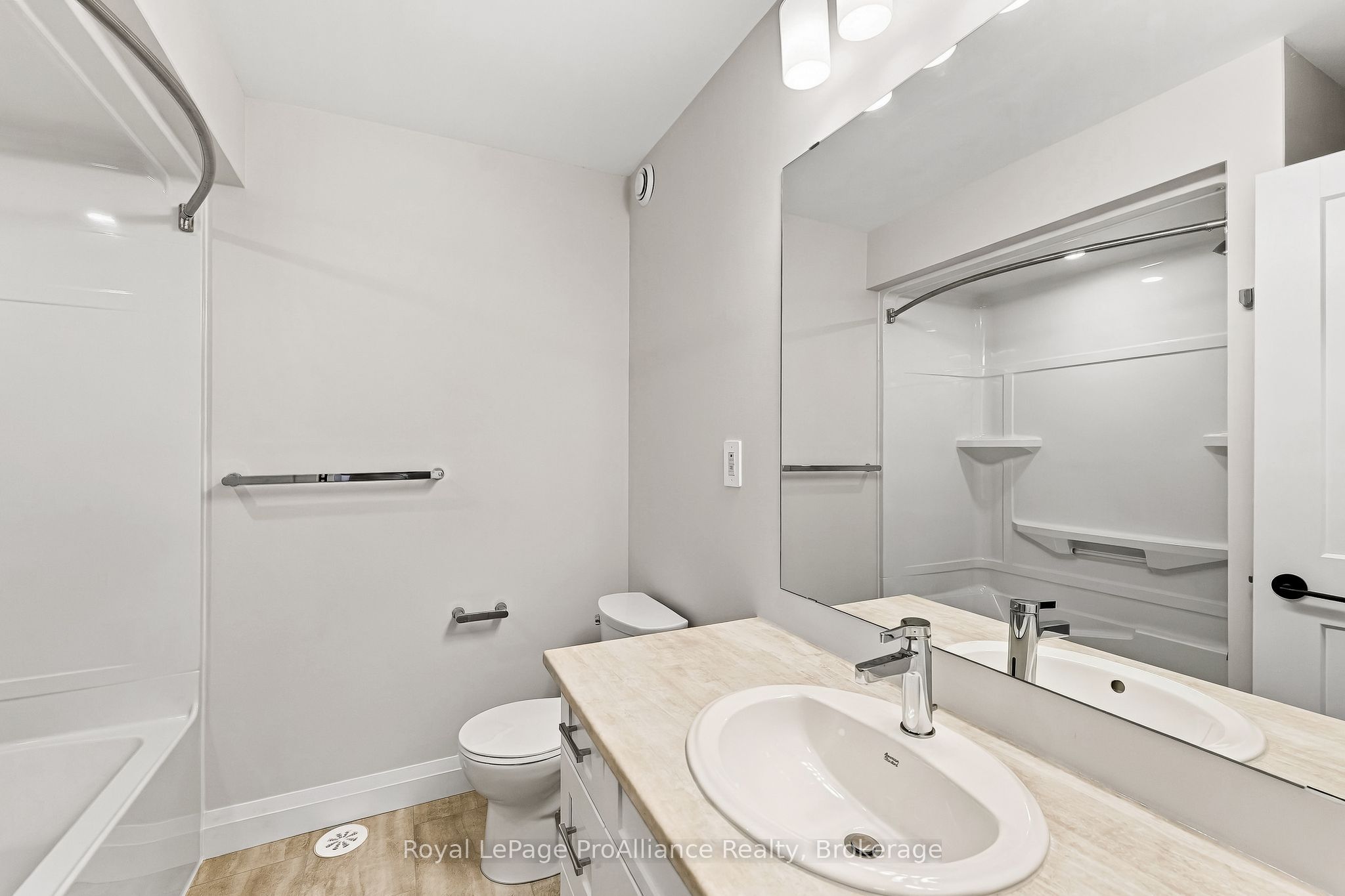 52 Beacon Drive Property Photo 39