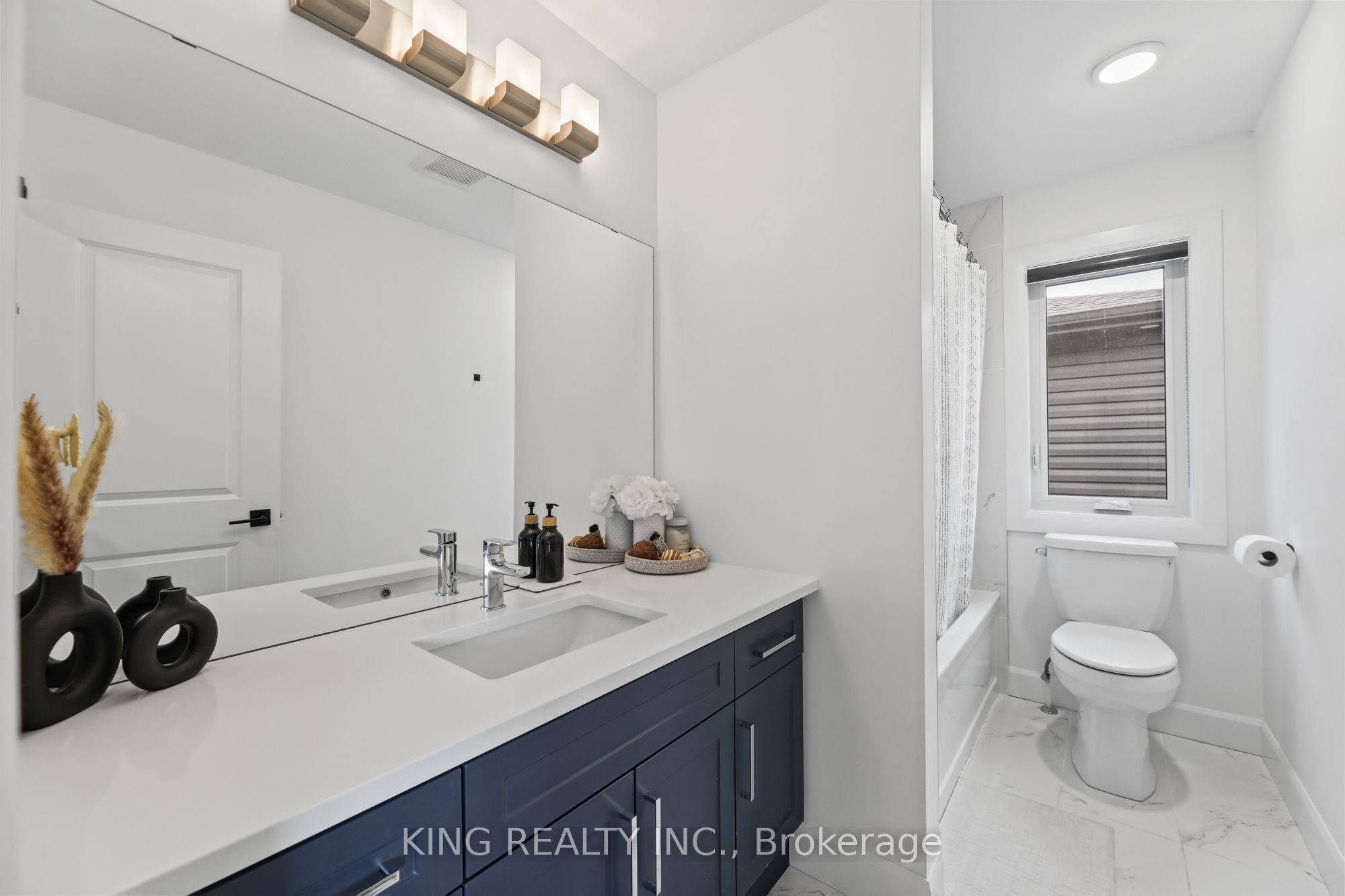 3342 David Milne Way Property Photo 27