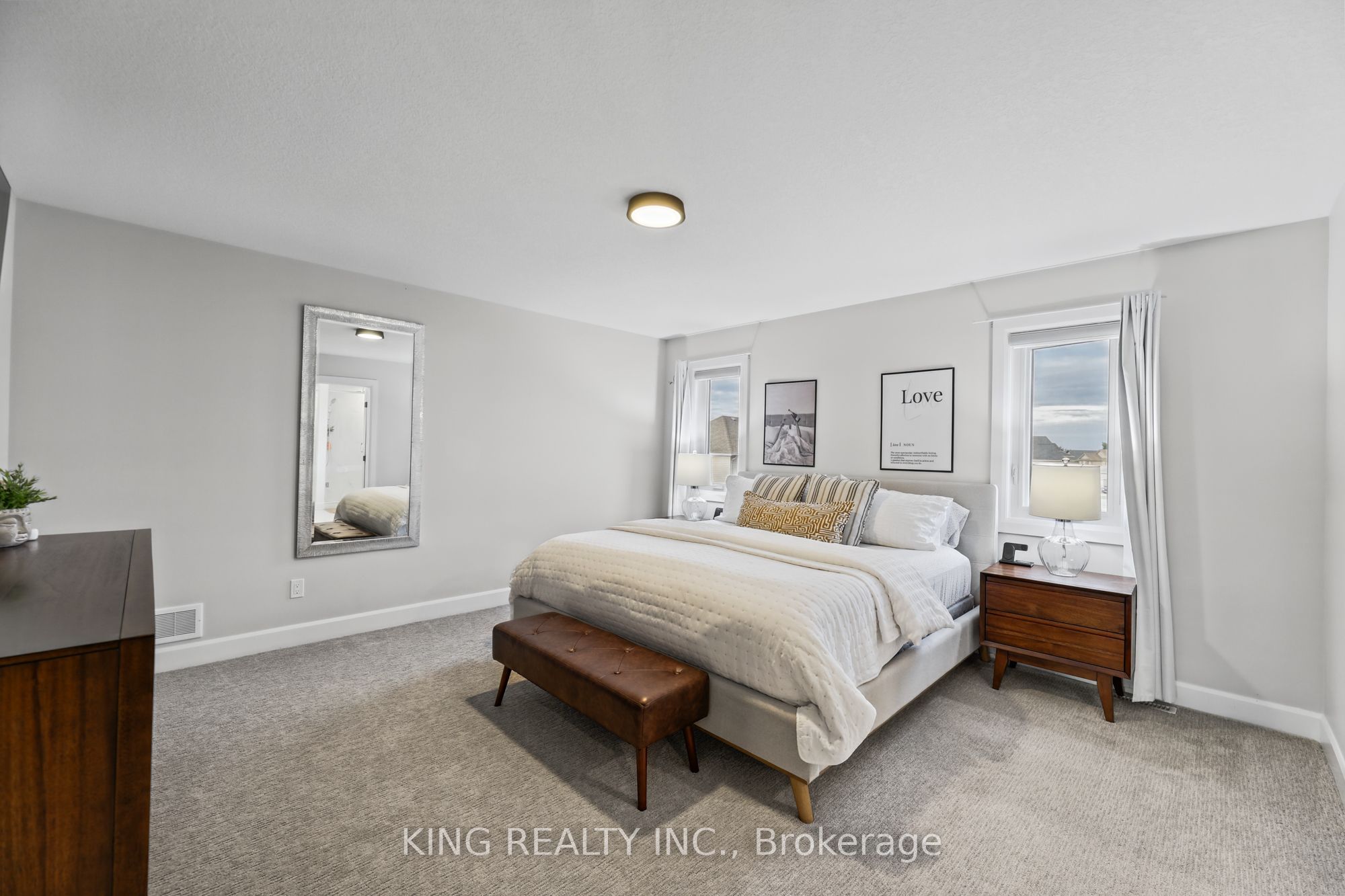 3342 David Milne Way Property Photo 35