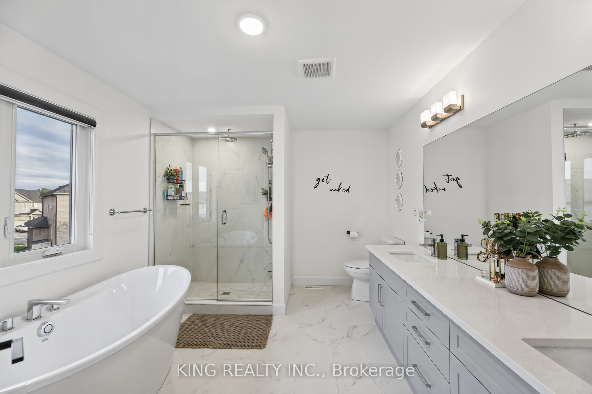 3342 David Milne Way Property Photo 39
