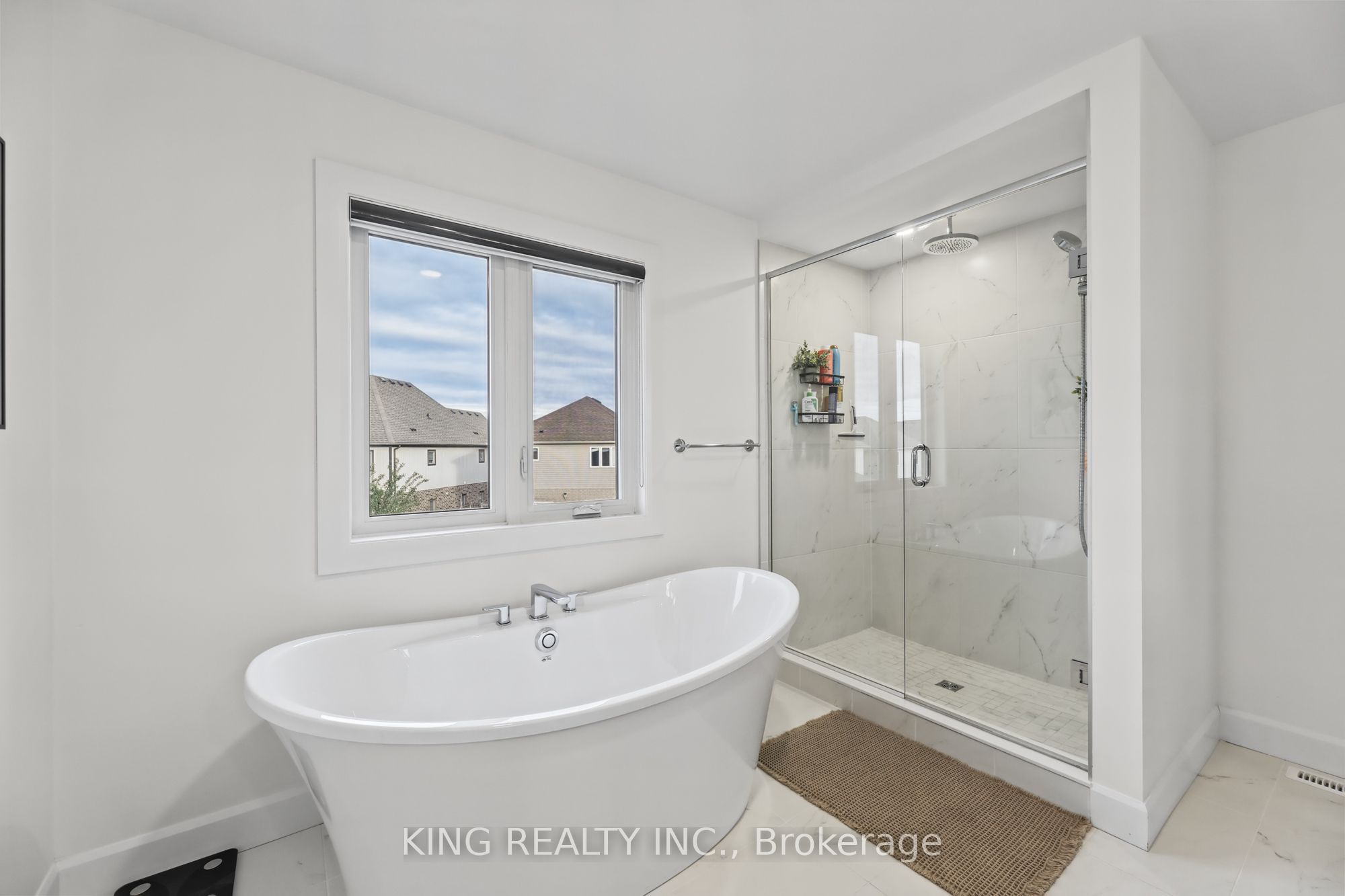 3342 David Milne Way Property Photo 40