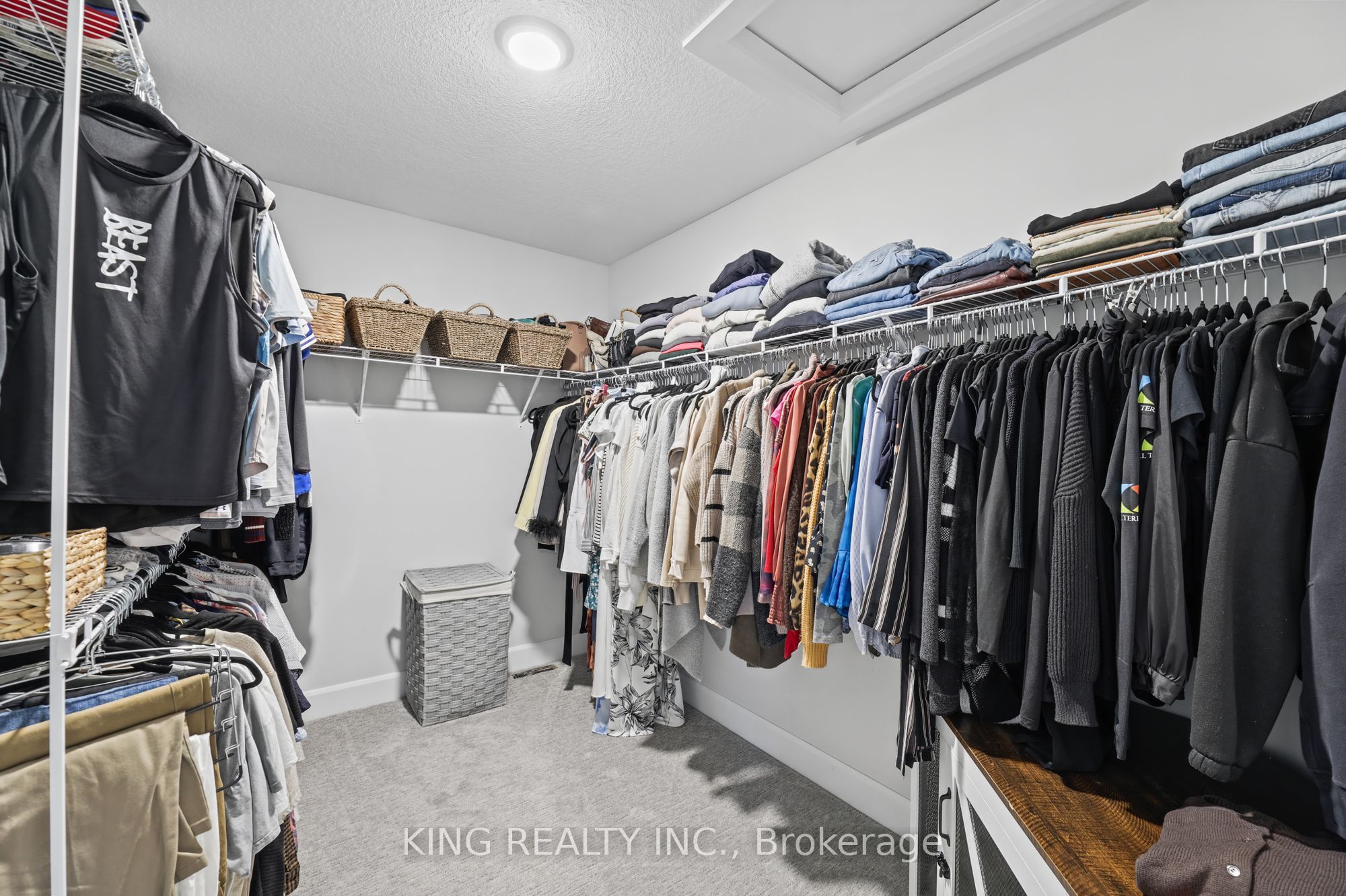 3342 David Milne Way Property Photo 41