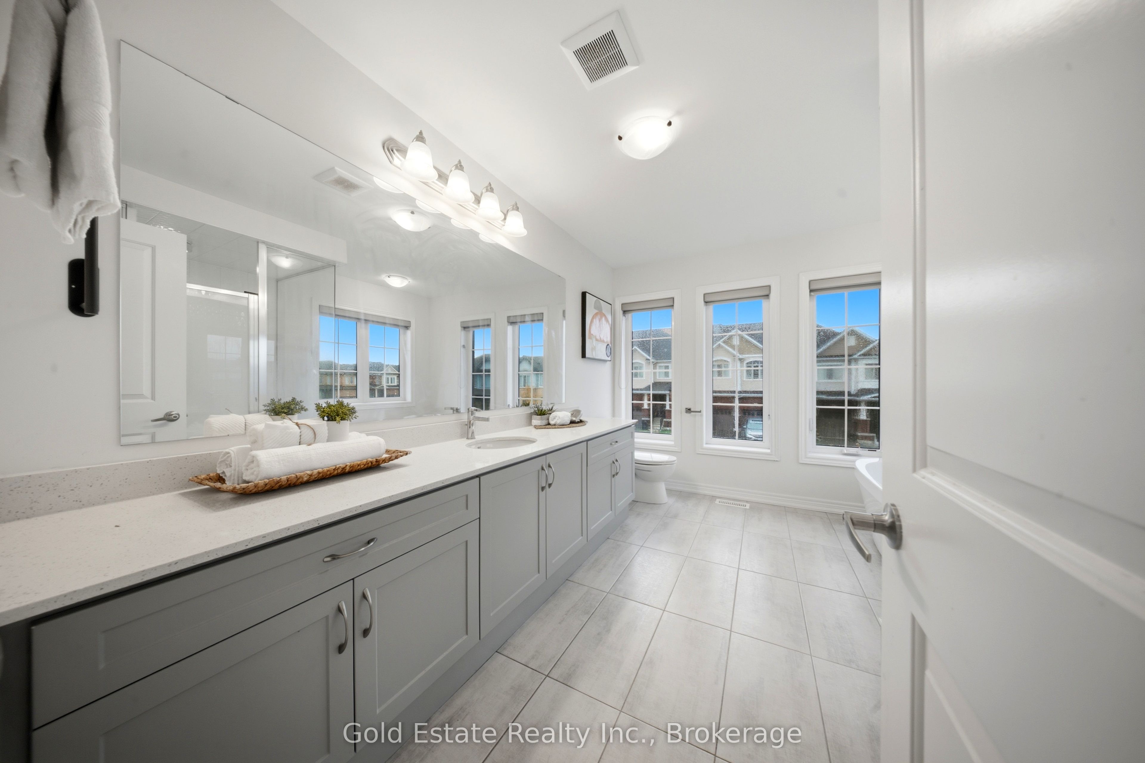 3 Georgina Street Property Photo 30