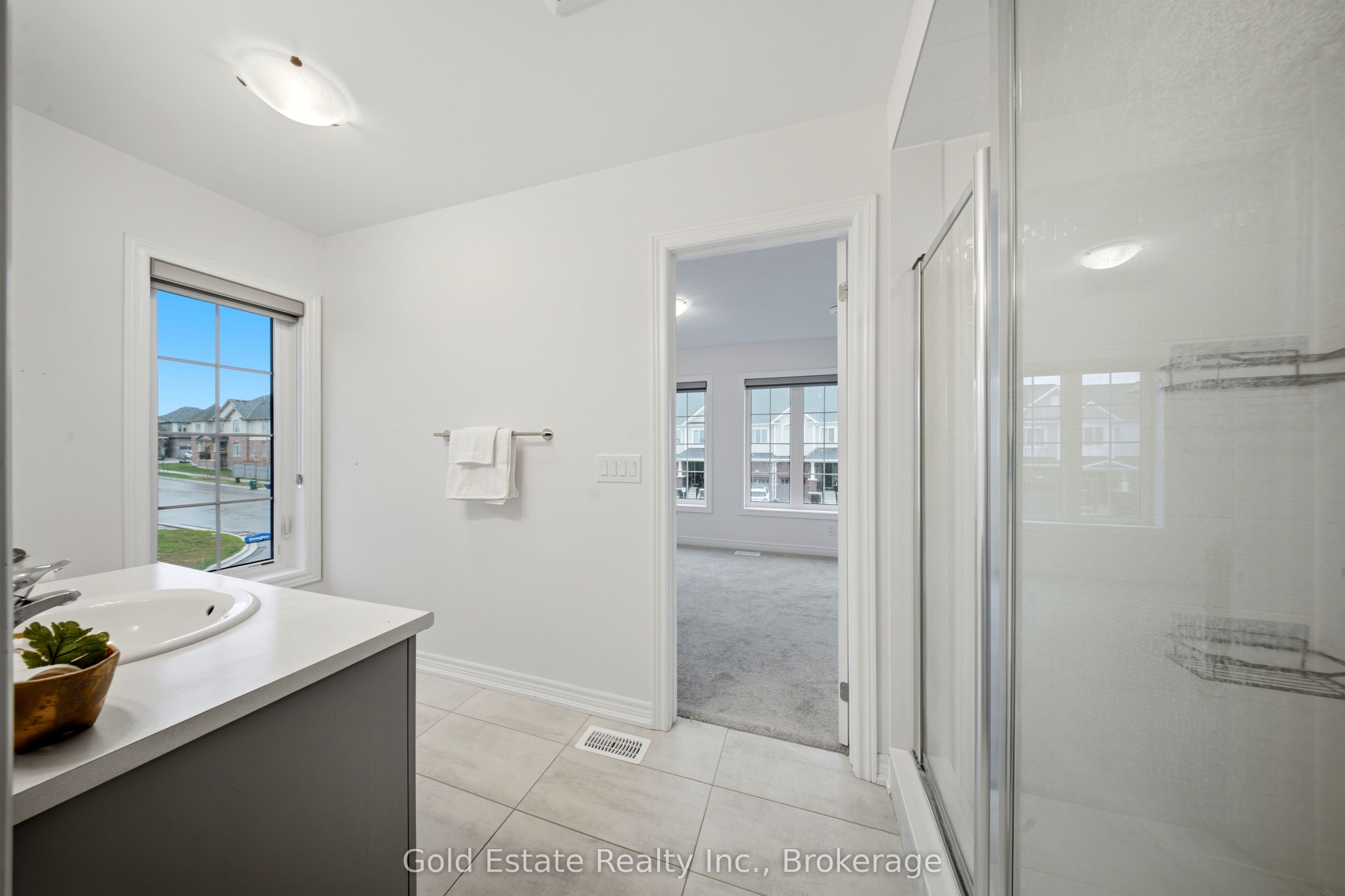 3 Georgina Street Property Photo 37