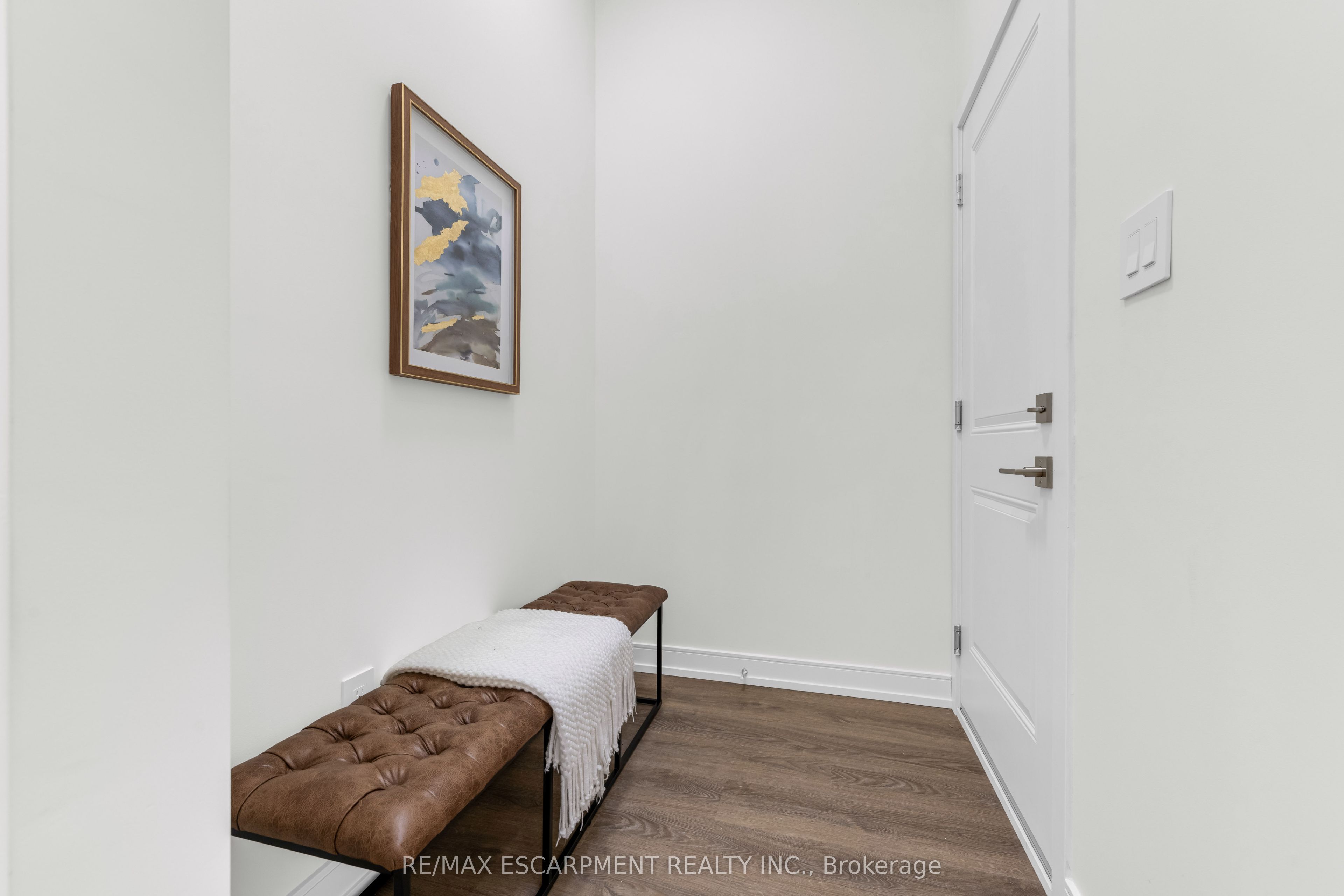 154 Mill Street Property Photo 3