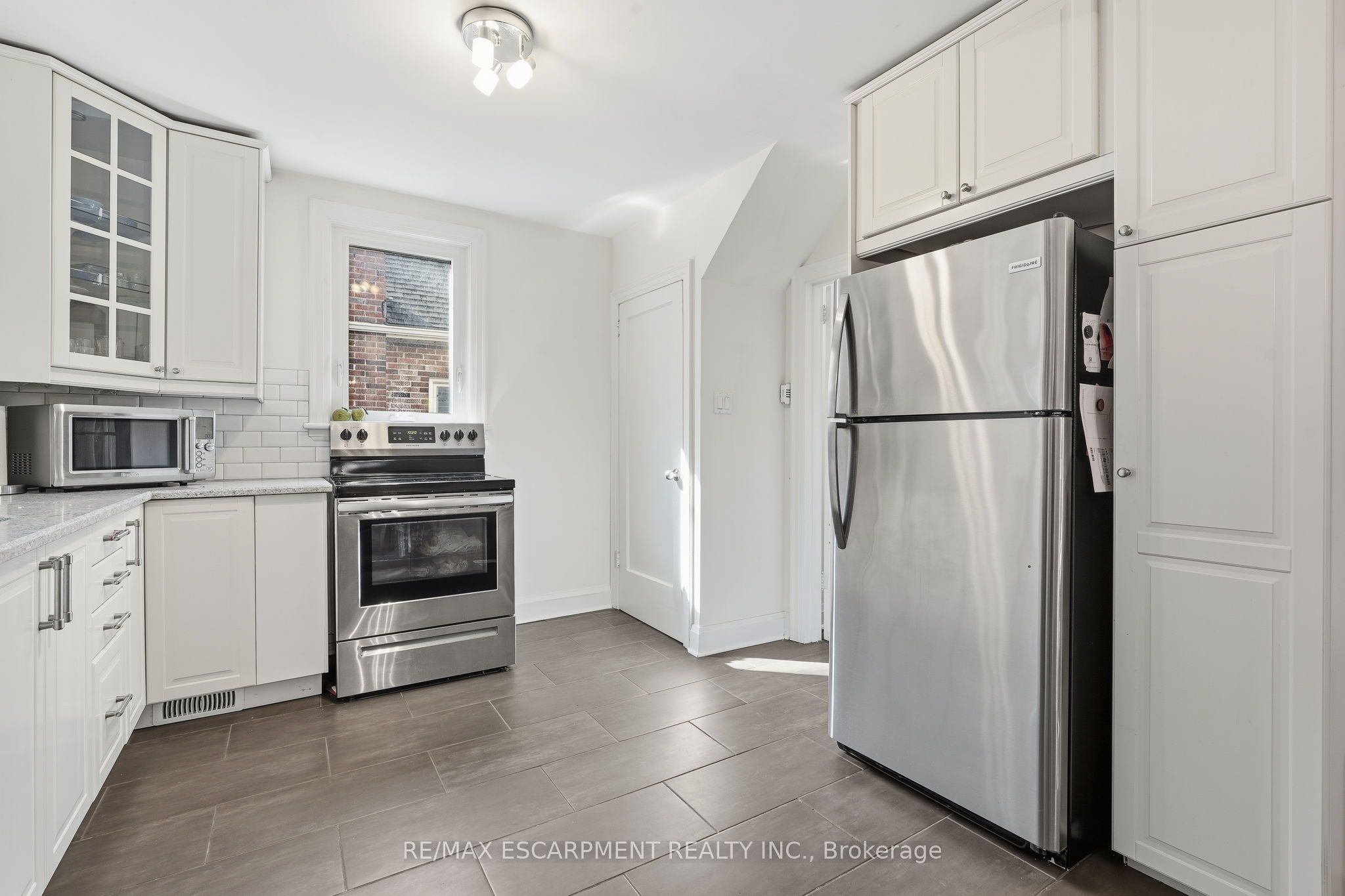13 Allan Avenue Property Photo 6