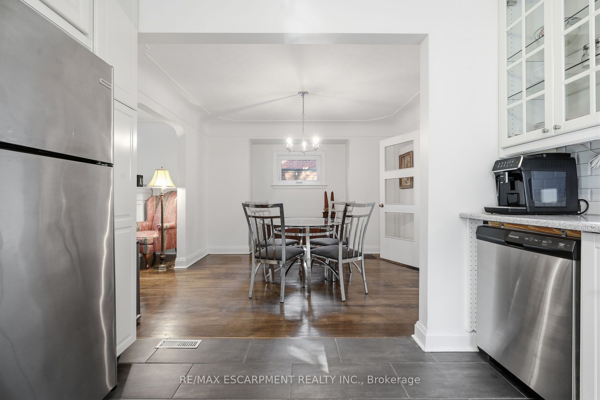 13 Allan Avenue Property Photo 8