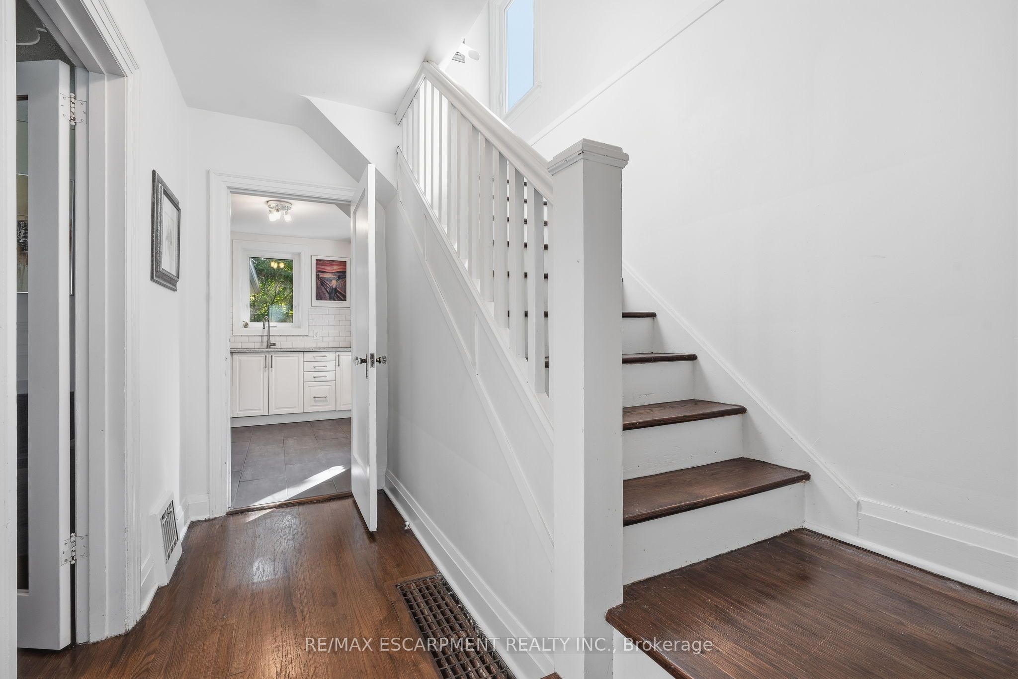 13 Allan Avenue Property Photo 12