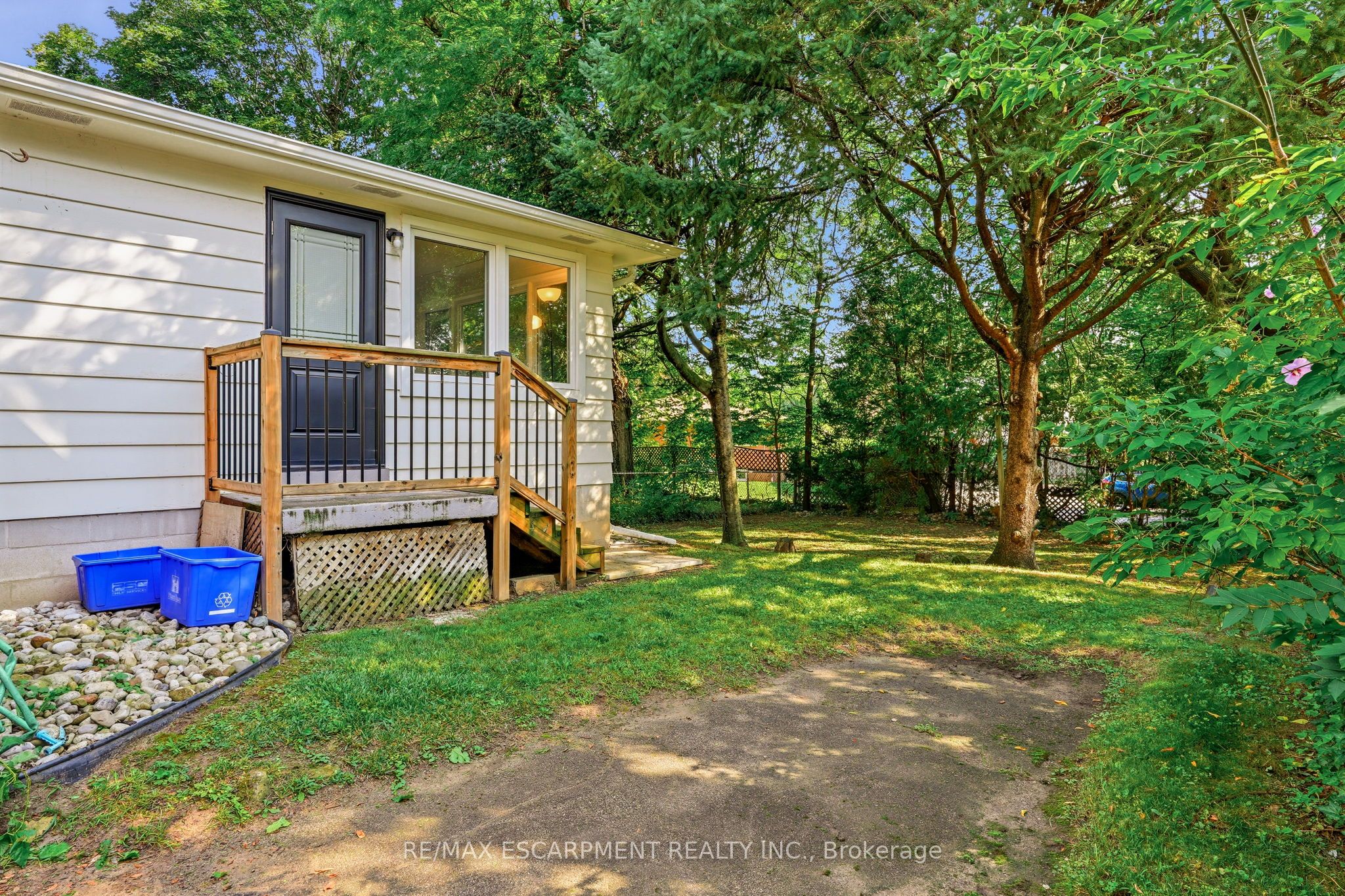 13 Allan Avenue Property Photo 19