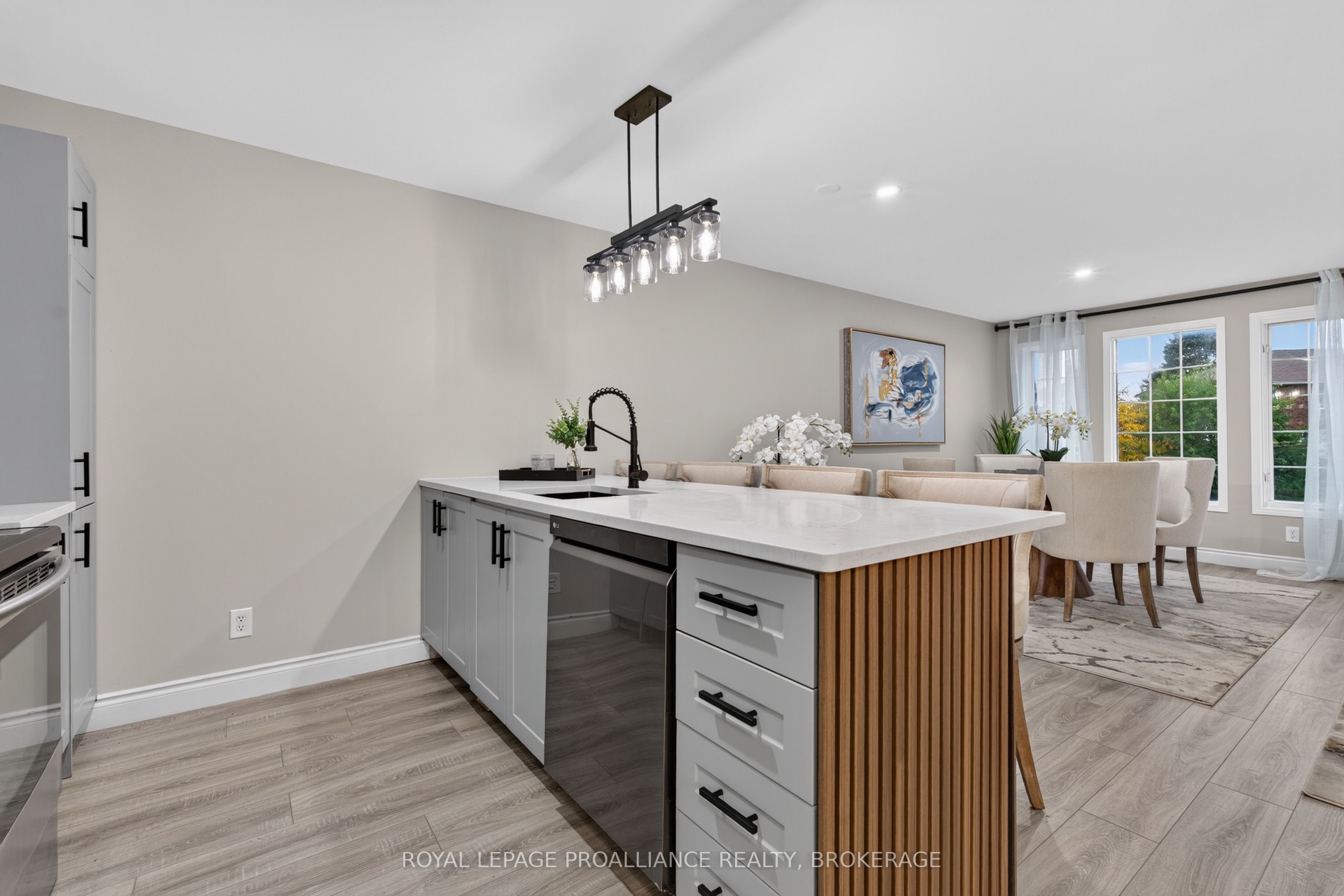1371 Brackenwood Crescent Property Photo 14