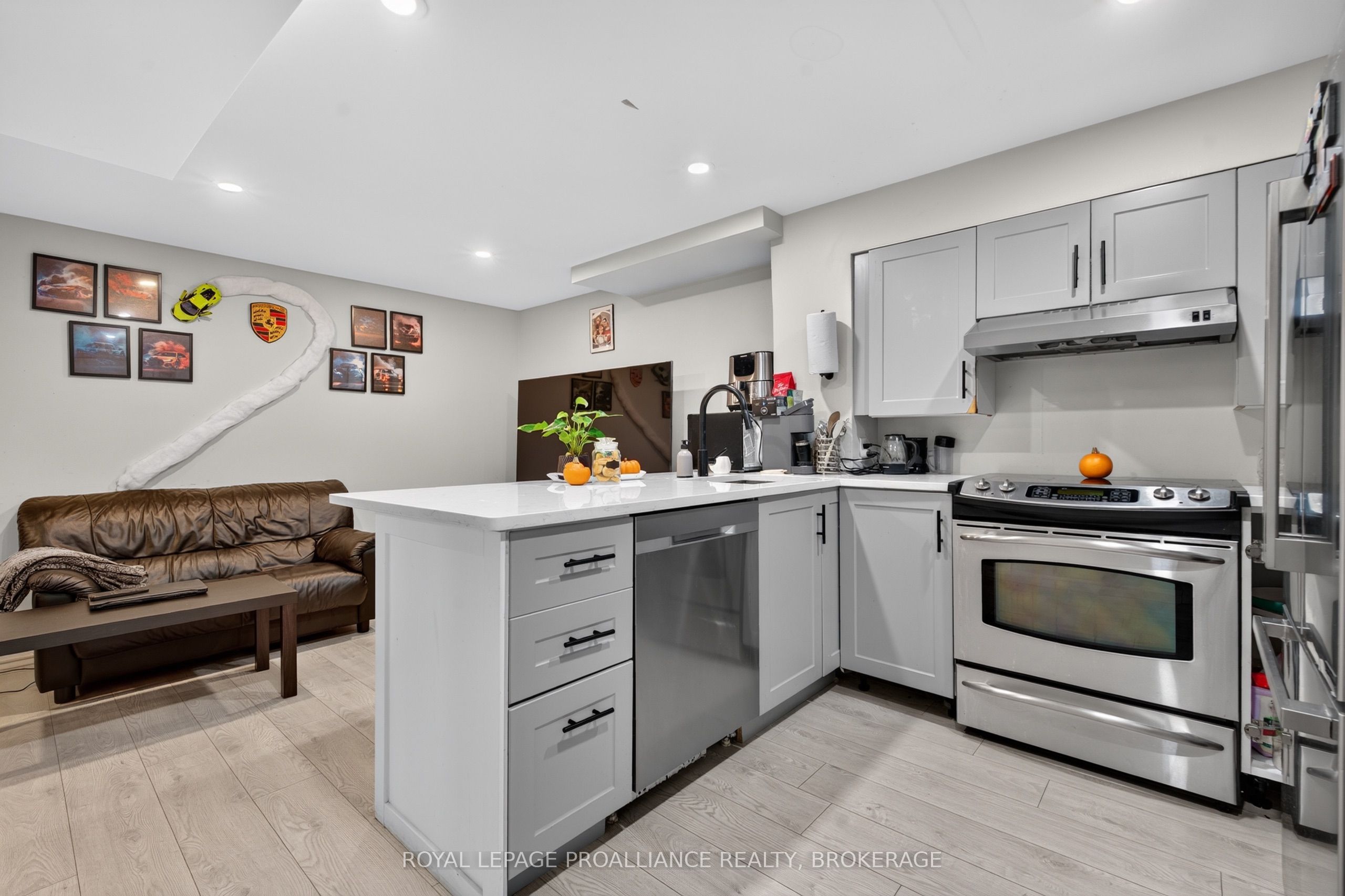 1371 Brackenwood Crescent Property Photo 31