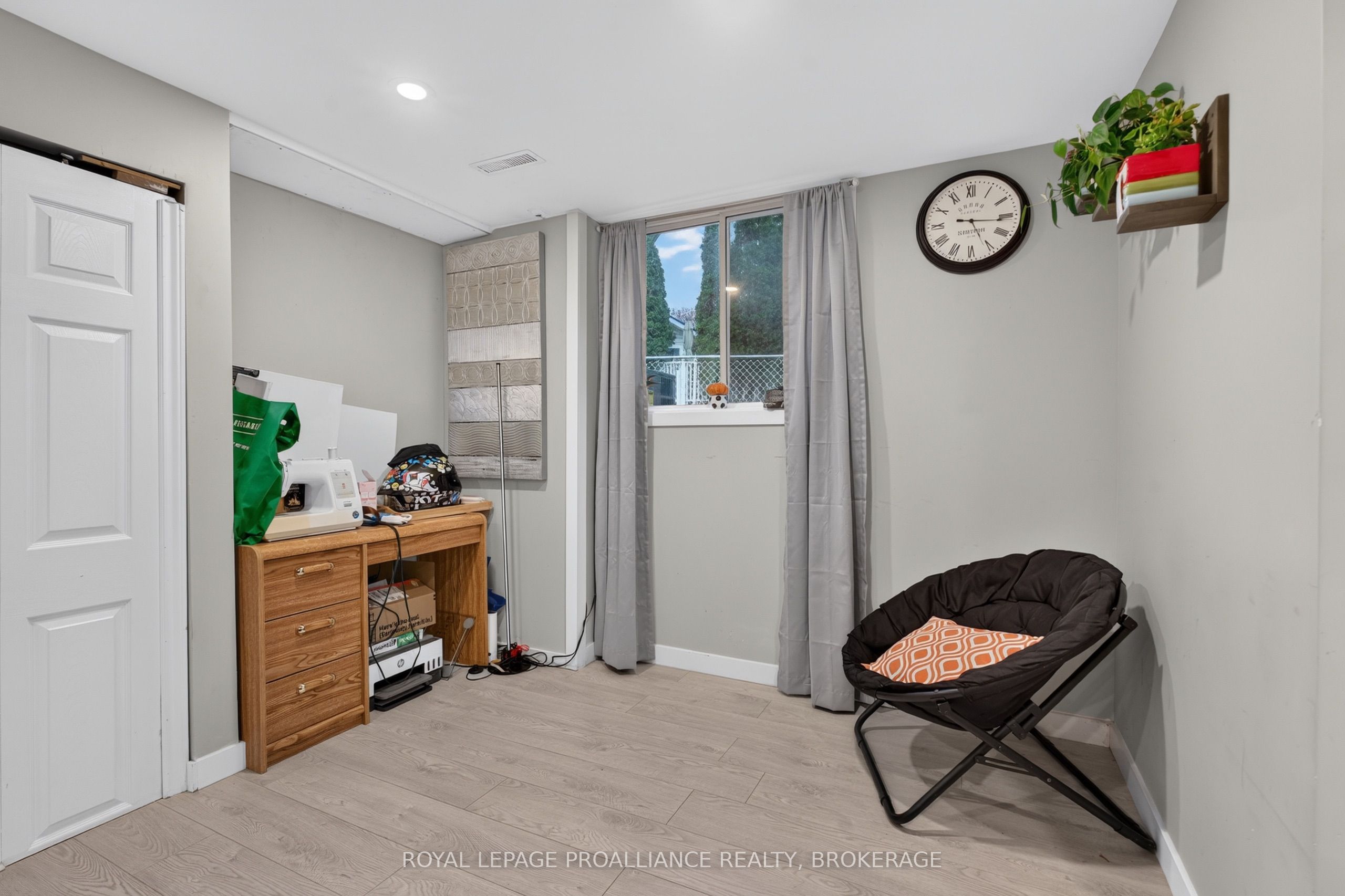 1371 Brackenwood Crescent Property Photo 33