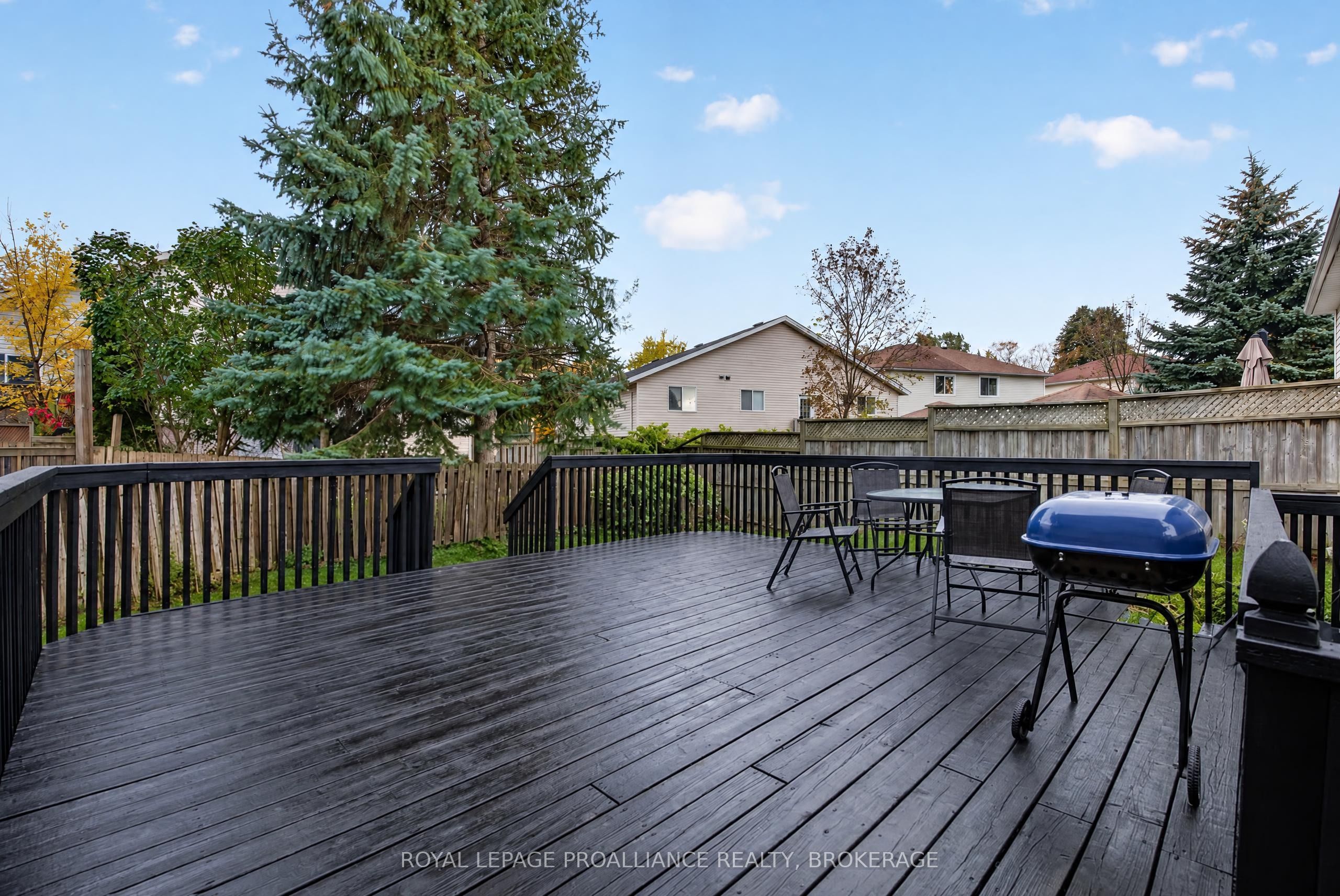 1371 Brackenwood Crescent Property Photo 39