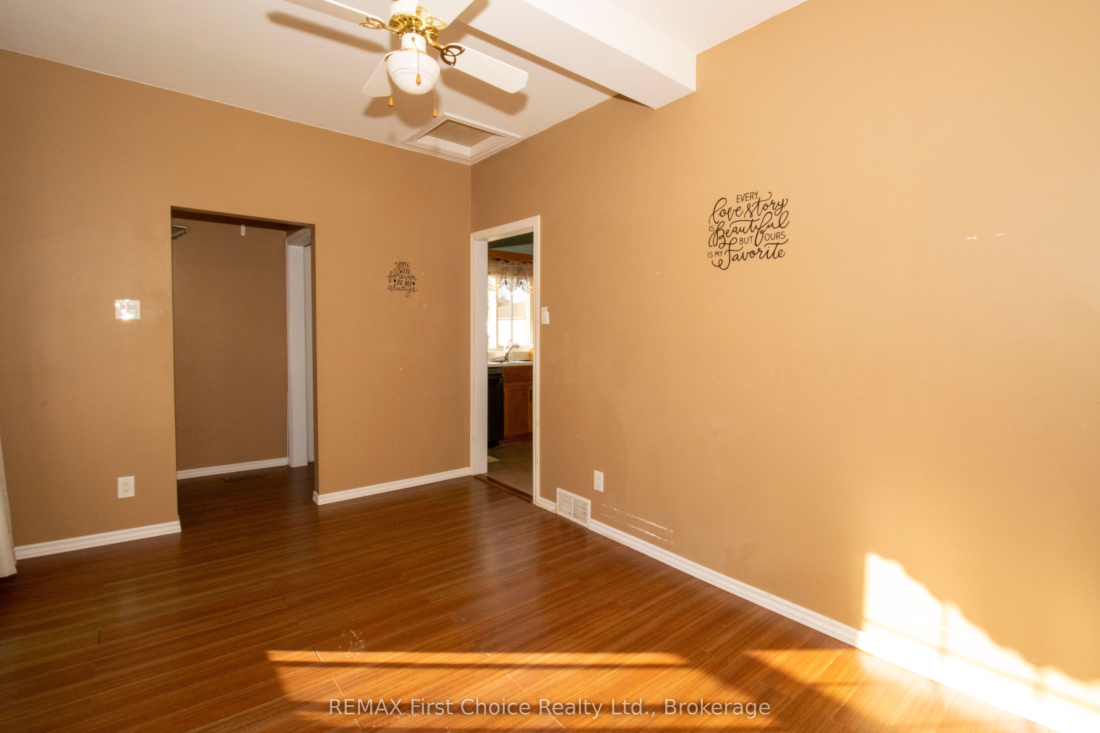 729 Hodder Avenue Property Photo 9