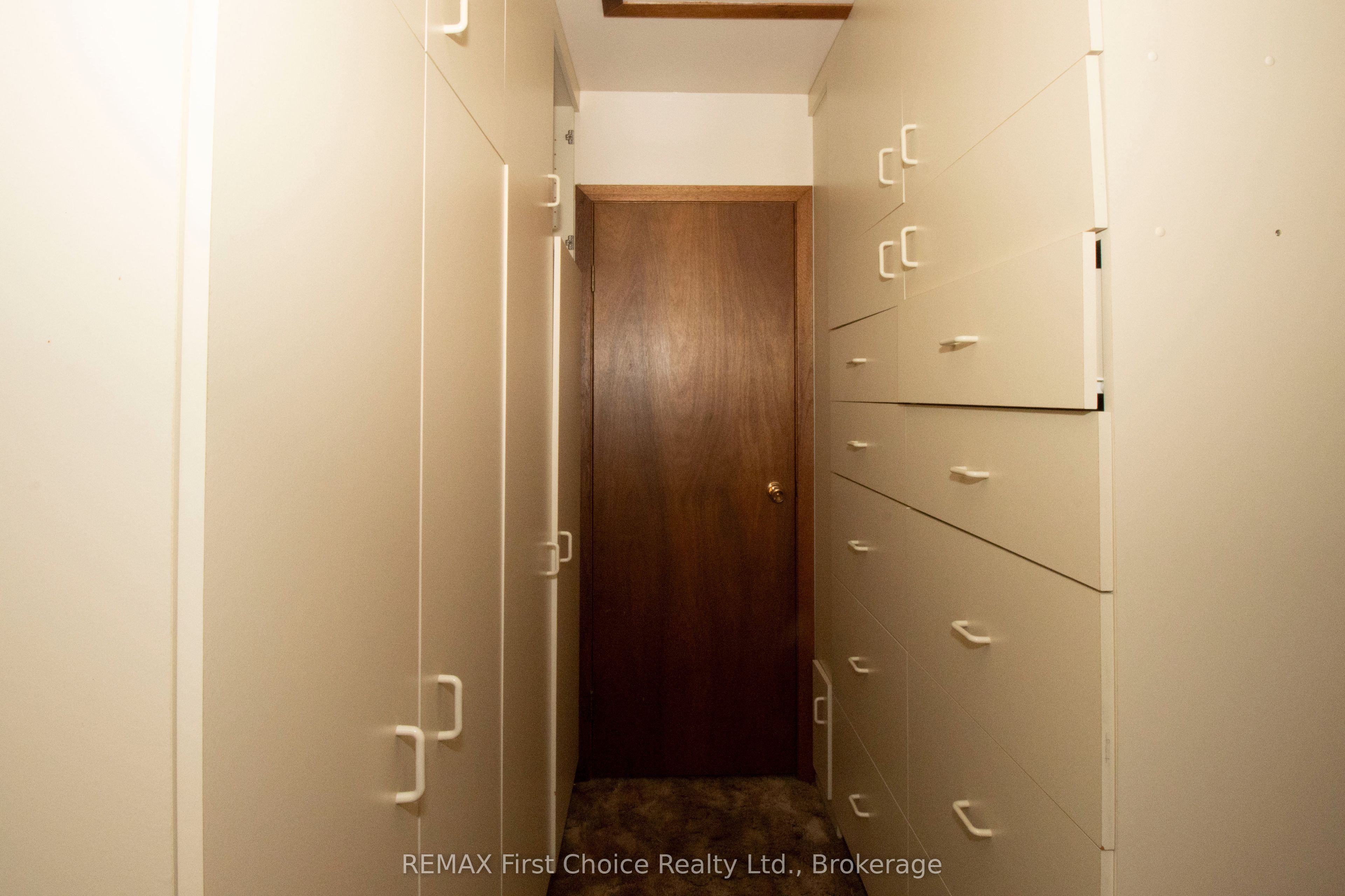 729 Hodder Avenue Property Photo 17