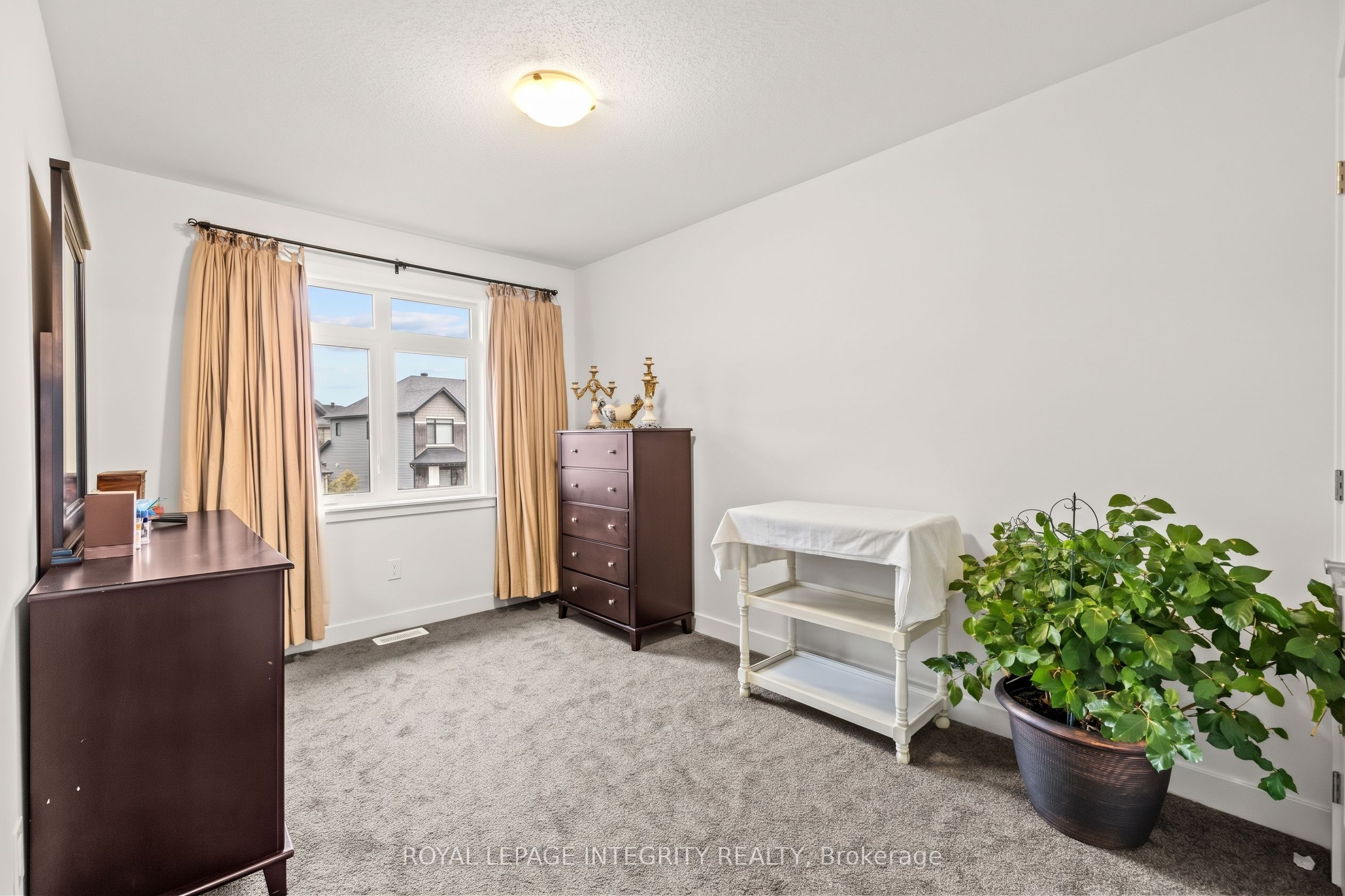67 Heirloom Street Property Photo 15