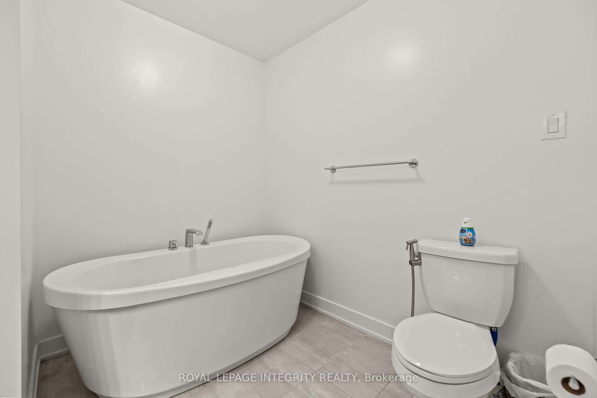 67 Heirloom Street Property Photo 23