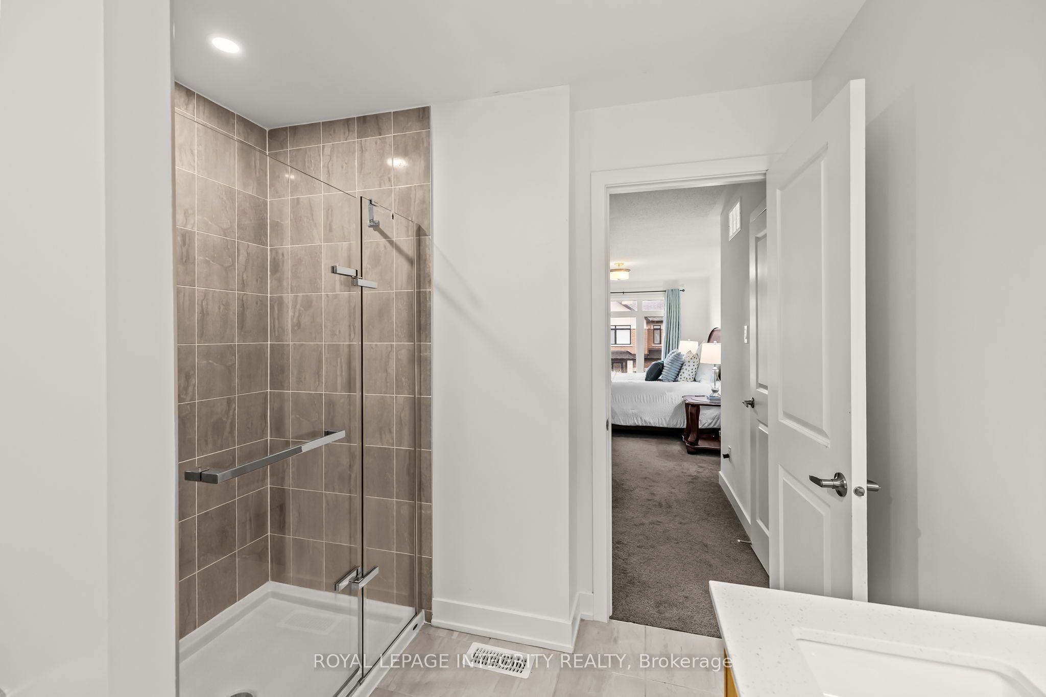 67 Heirloom Street Property Photo 24