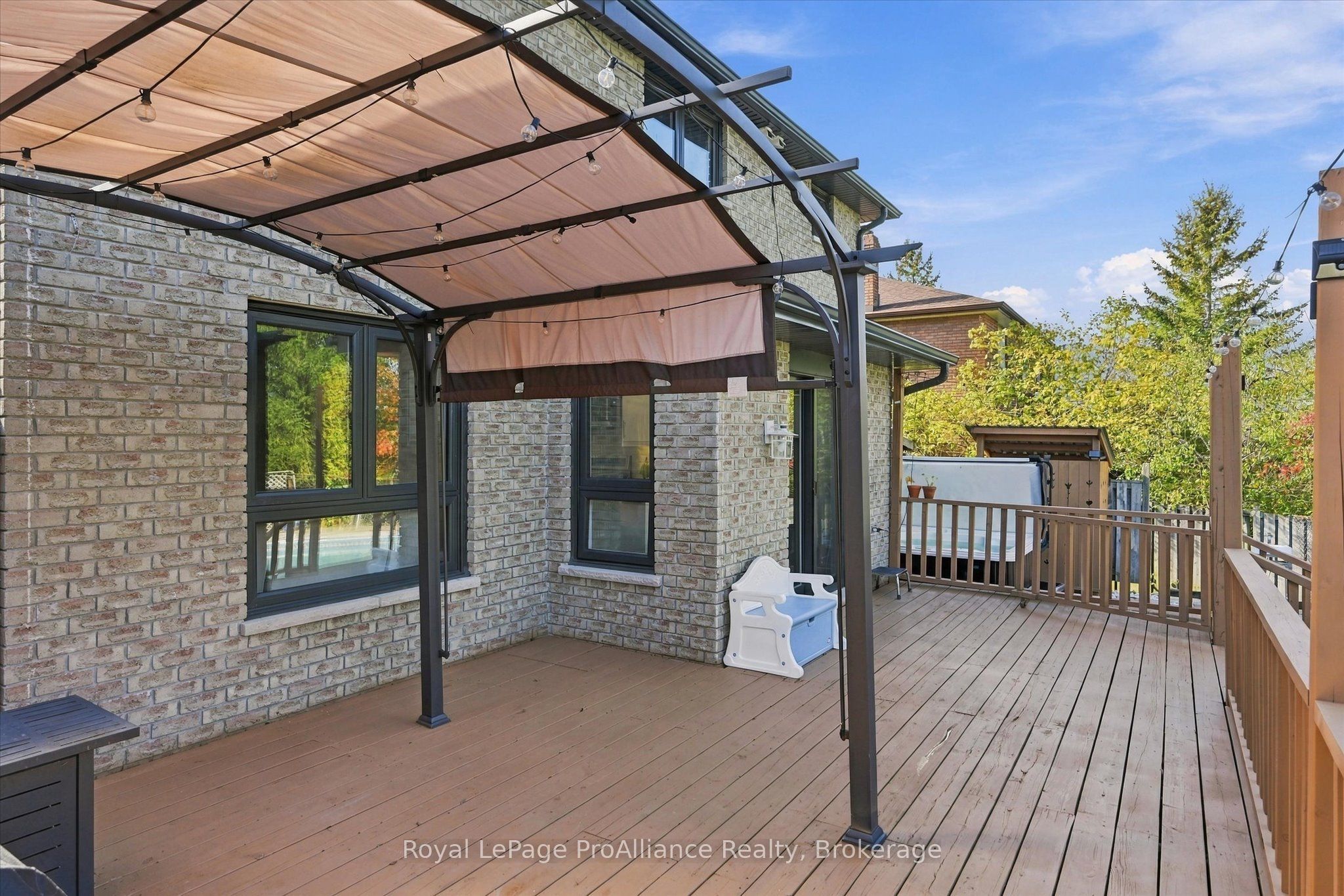 1316 Scollard Drive Property Photo 21