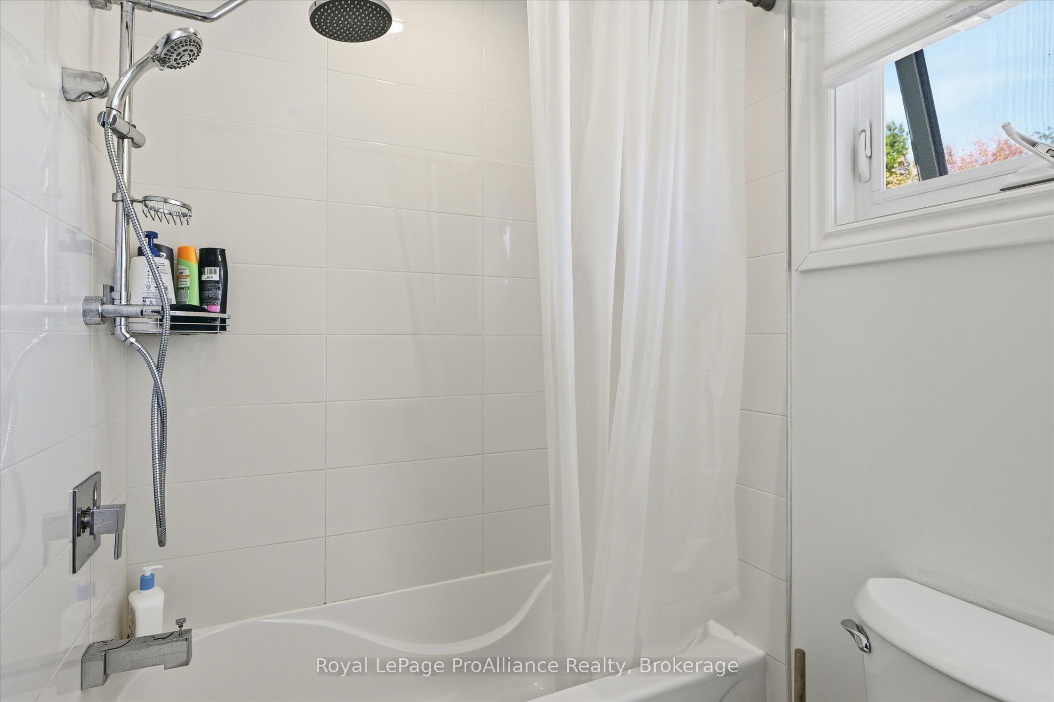 1316 Scollard Drive Property Photo 33